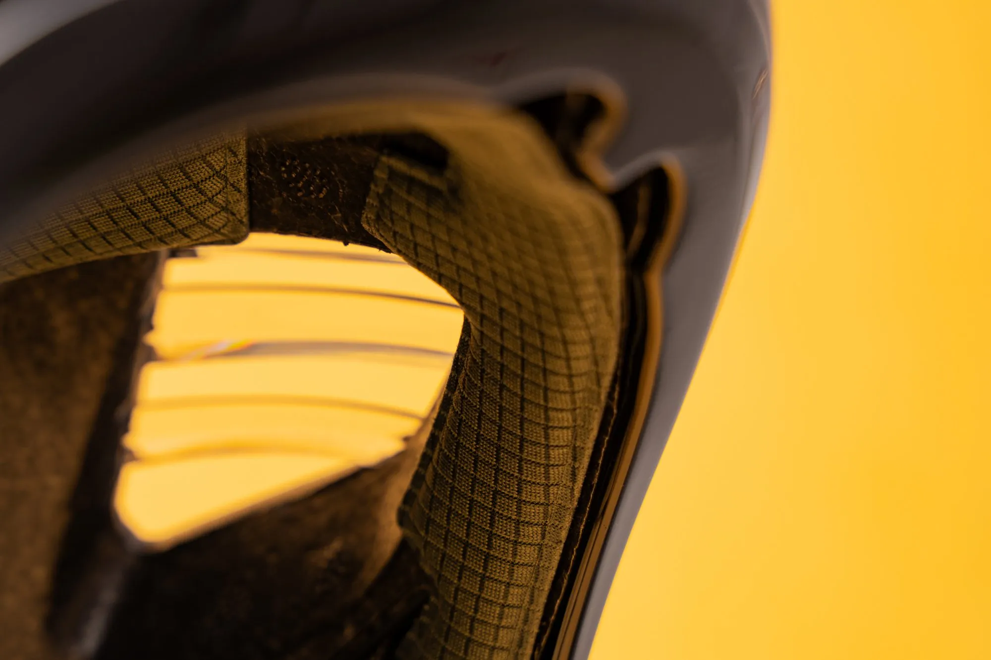 Шлем велосипедный SUNRIMOON Starstream BRIGHT BLACK