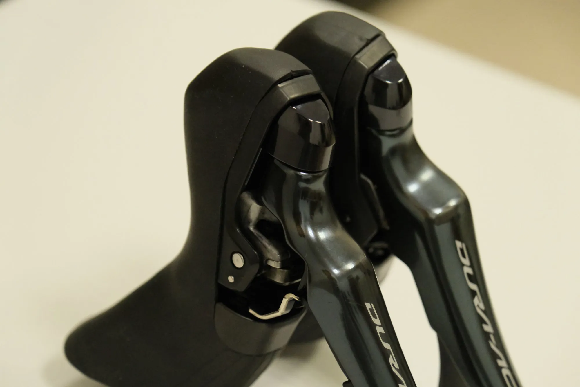 Shimano Dura-Ace ST-R9120 - гидравлические STI манетки