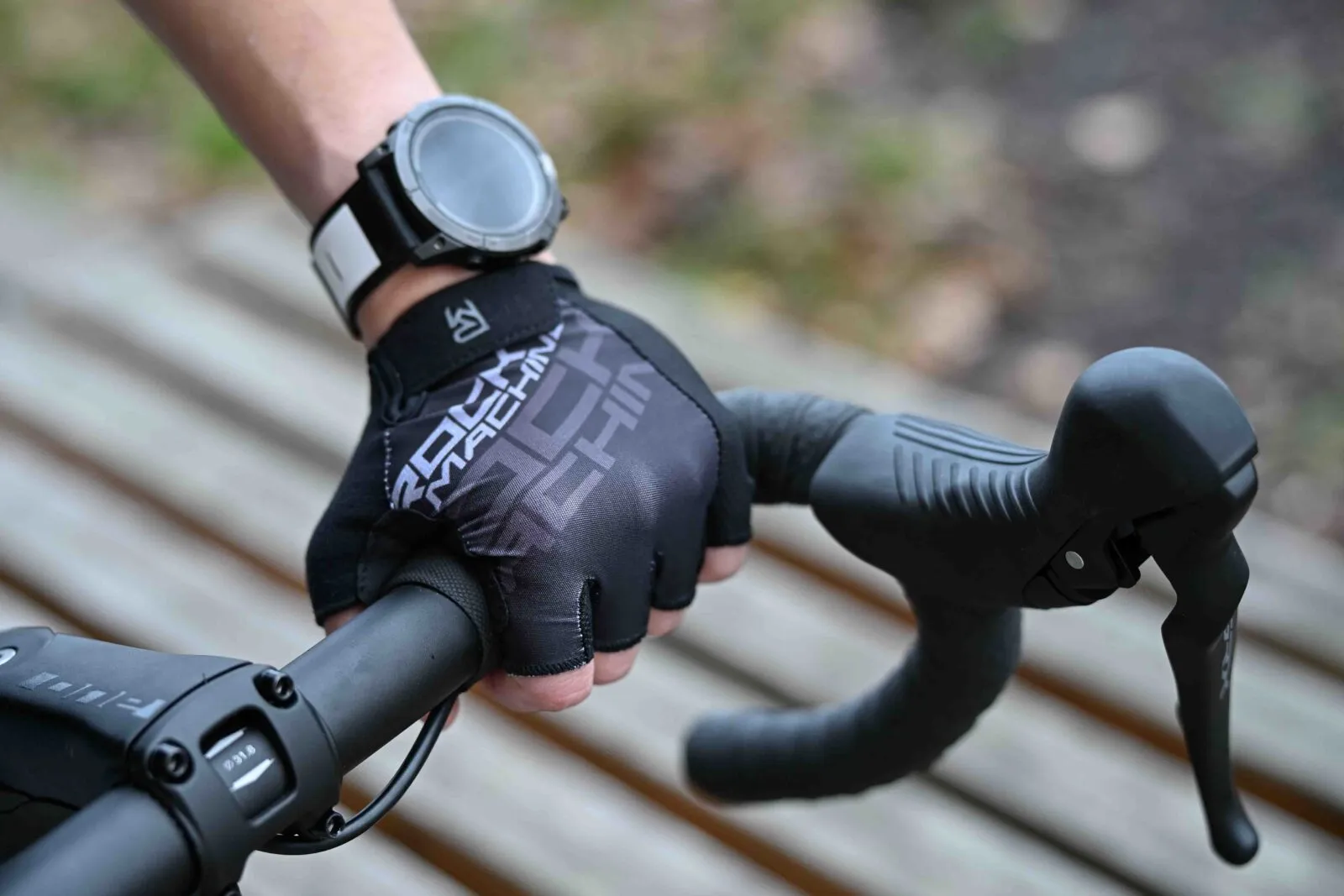 Велоперчатки Rock Machine Race SF Black/Grey