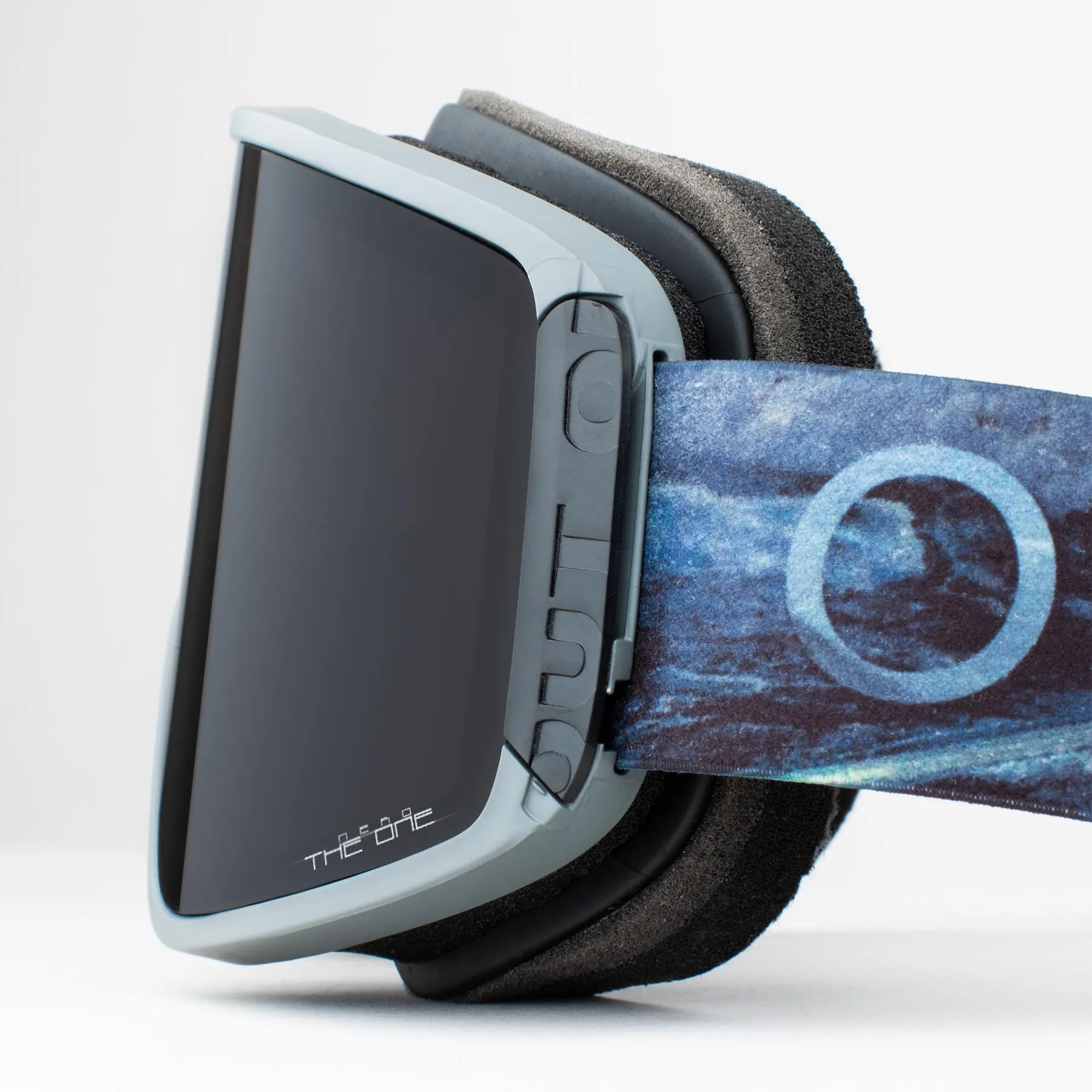 Маска OUT OF Shift Homespot Smoke Bonus Storm