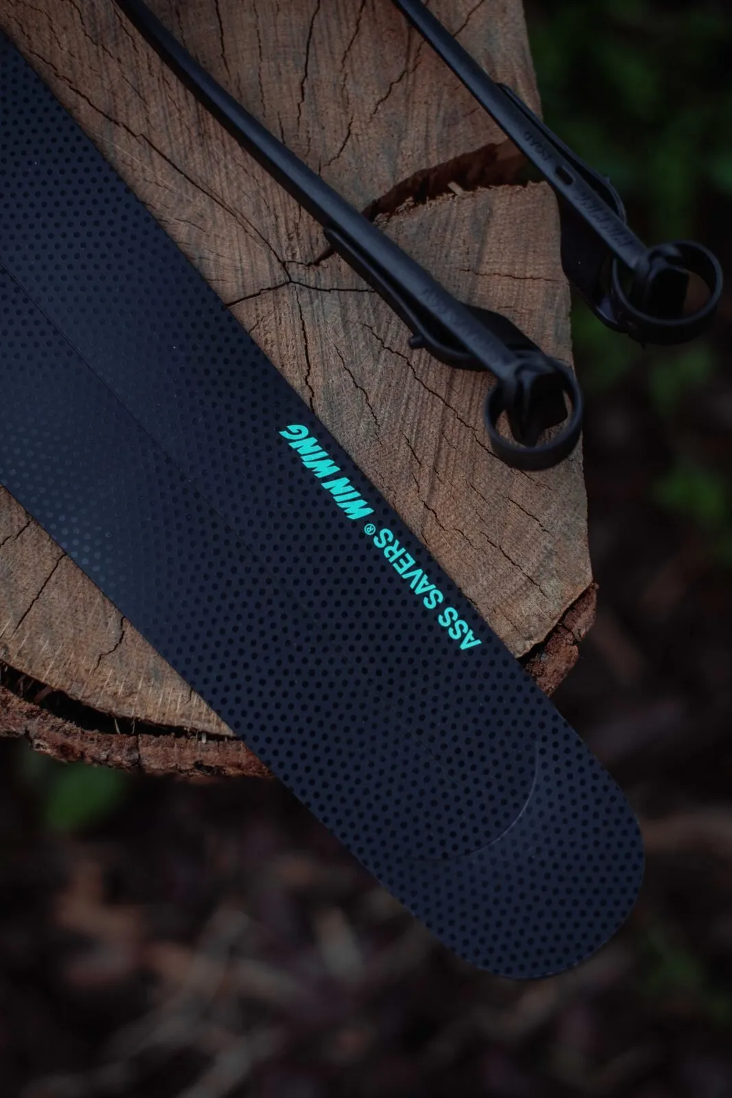 Крылья Ass Savers Win Wing Road 2 Black Dots