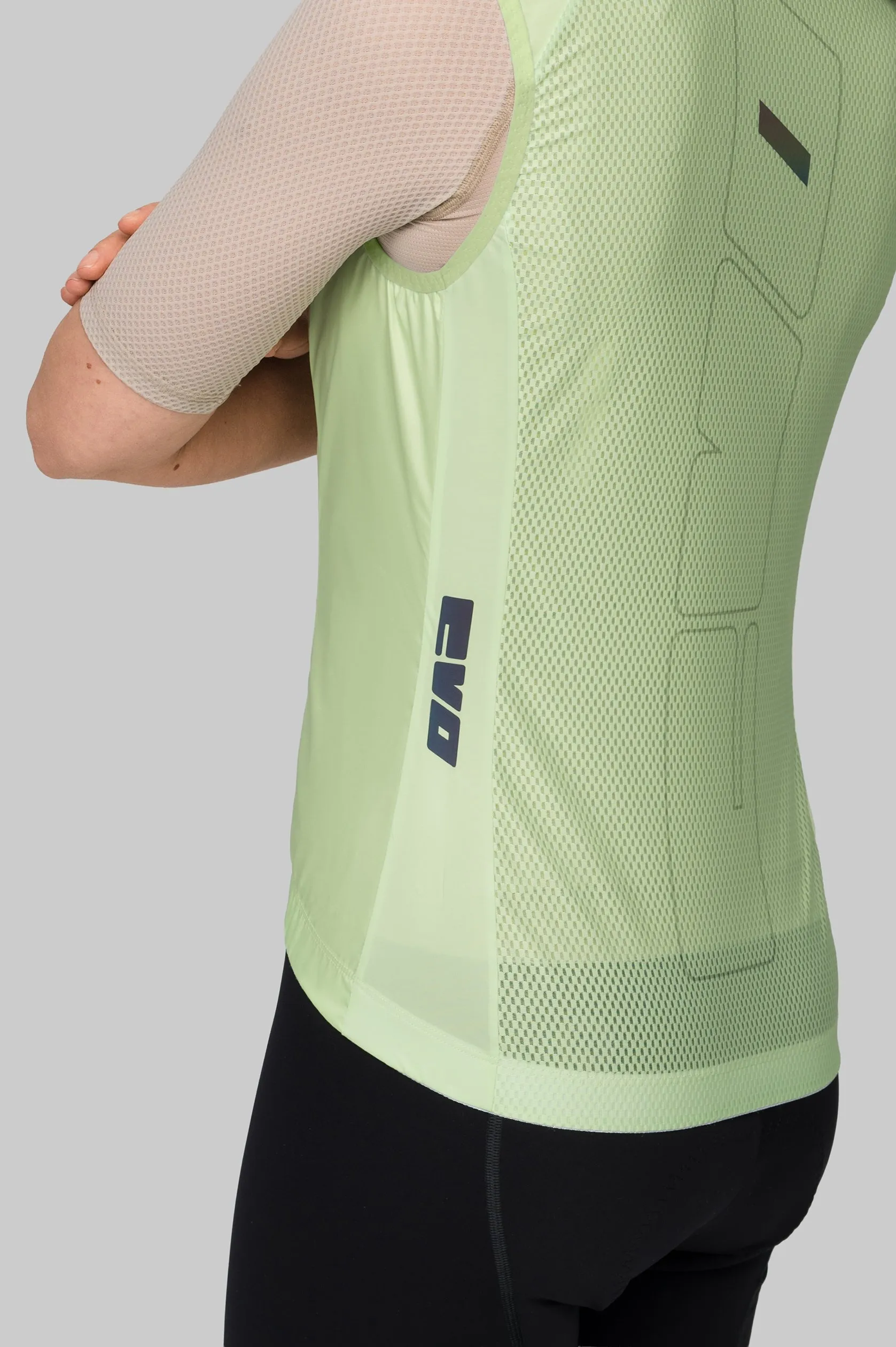 Жилетка ветрозащитная ЭВОЛВ (VTR EVOLVE) Лайм женская