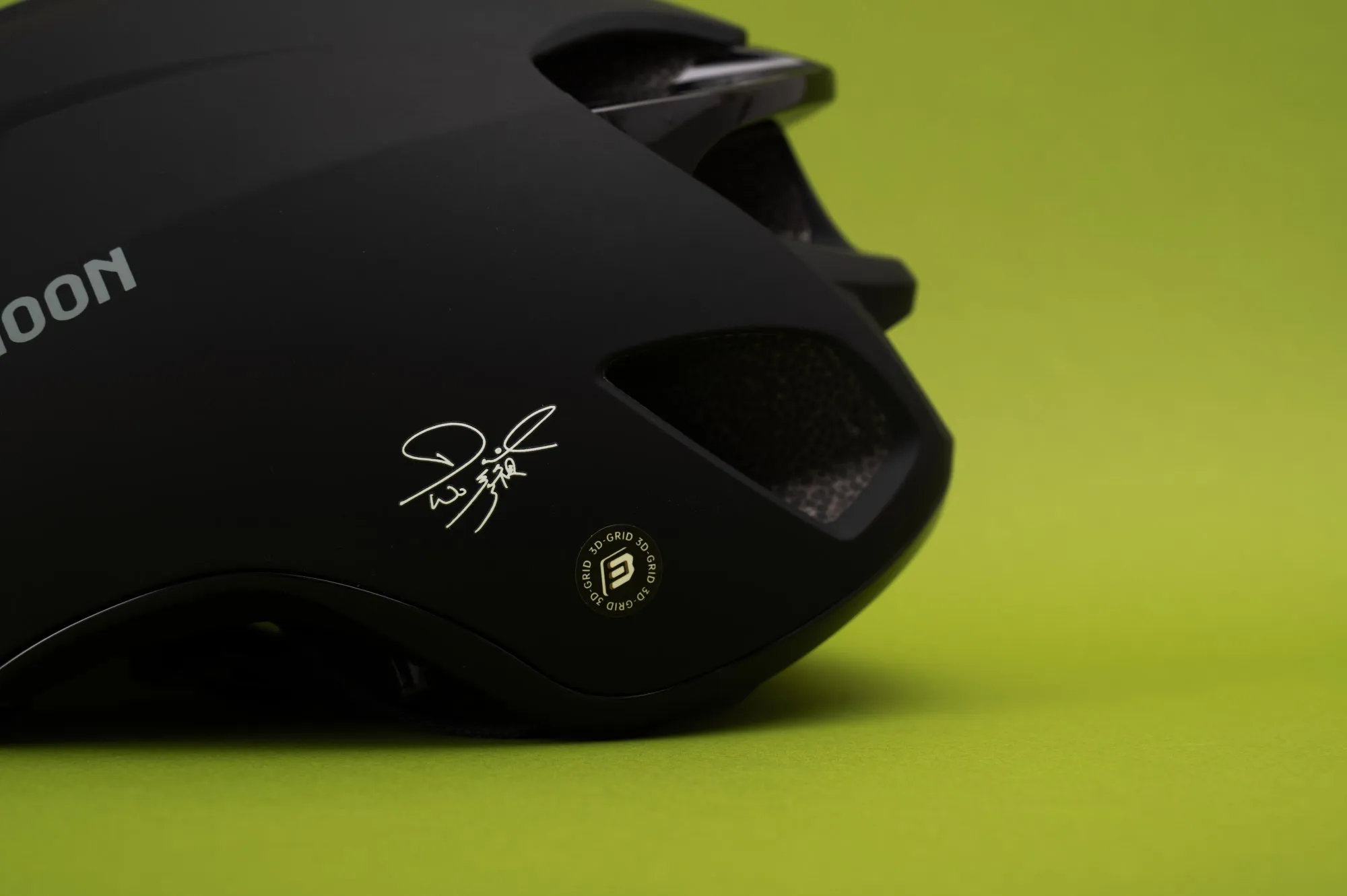 Шлем велосипедный SUNRIMOON FALCON Swallow Black