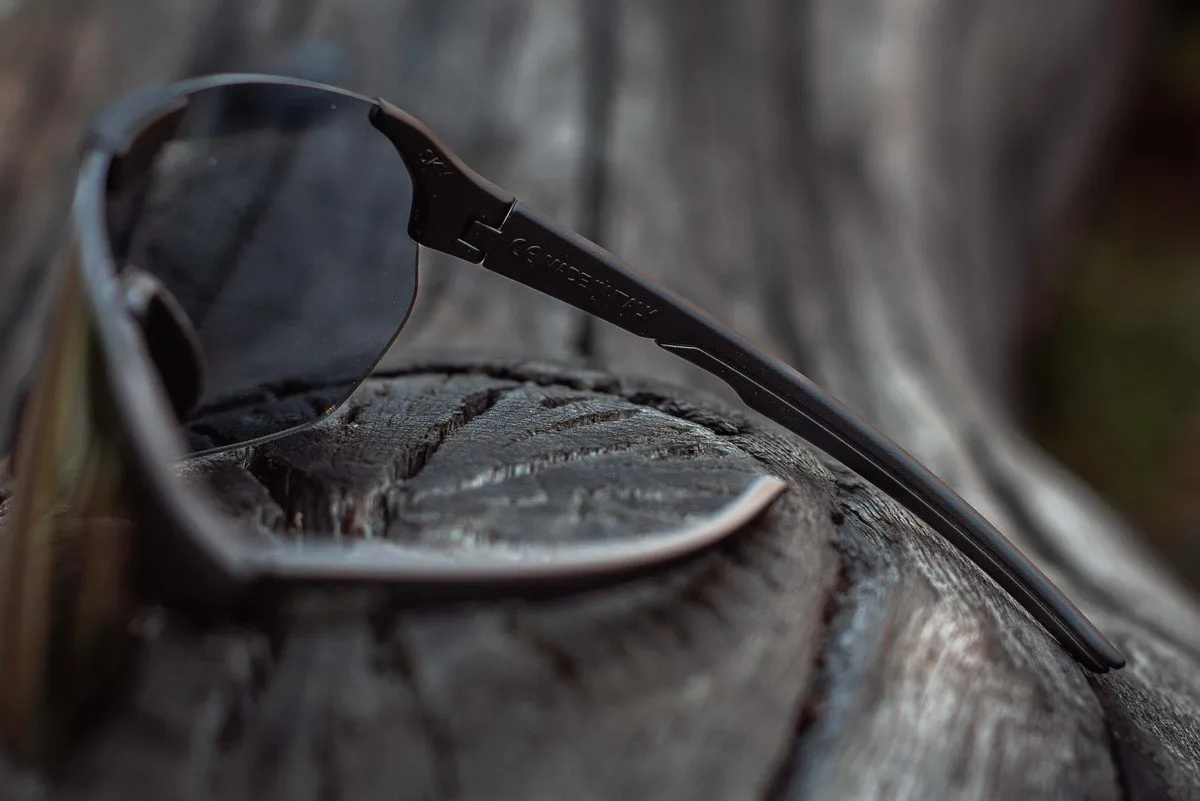 Очки Neon Core cat.3 Black/Bronze