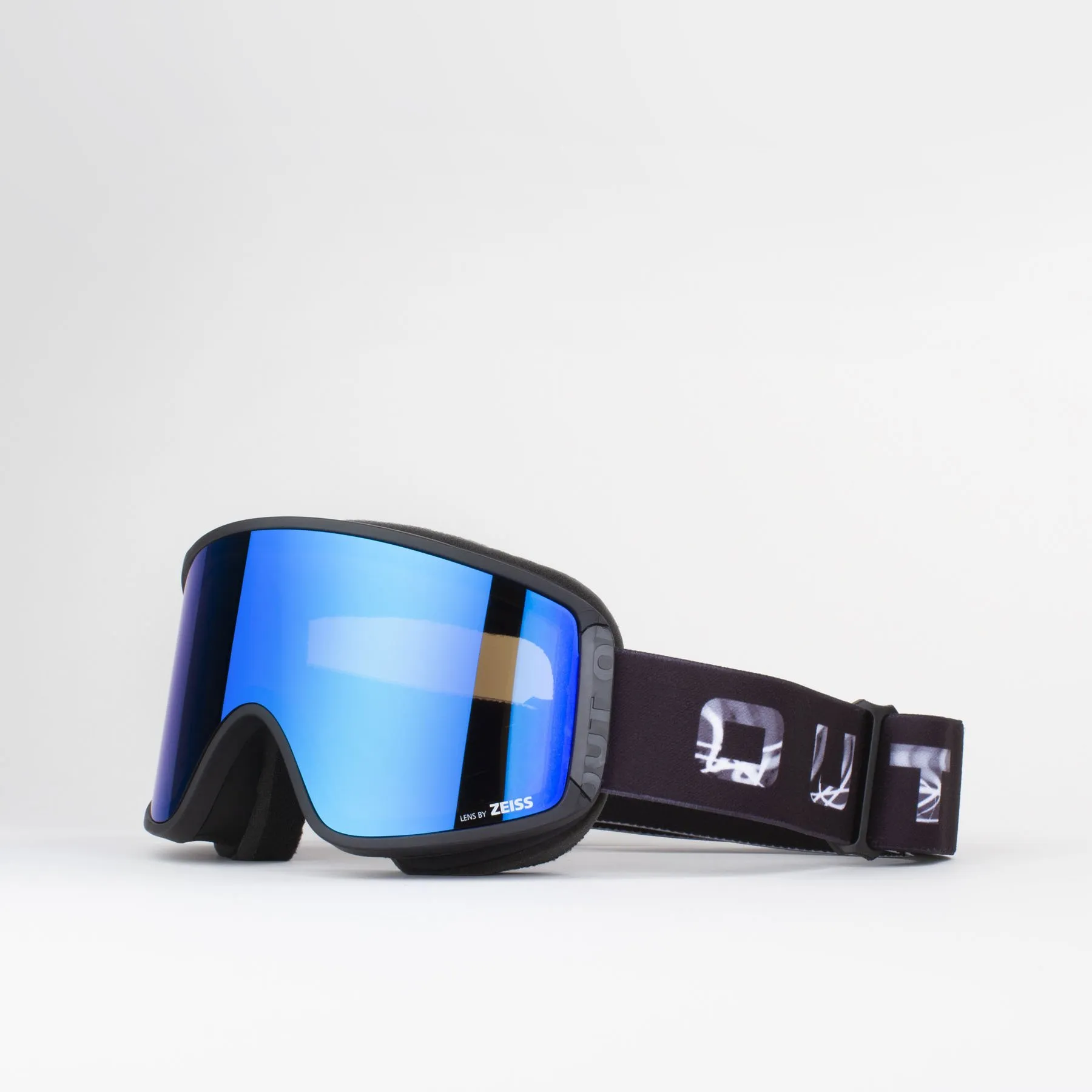 Маска OUT OF Shift Sketch Blue MCI Bonus: Persimmon