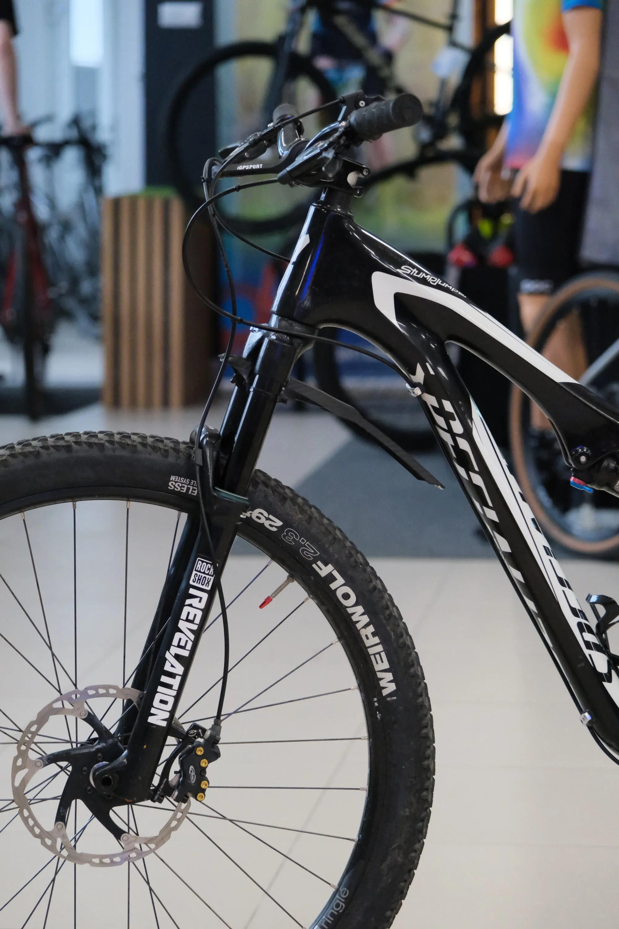 Велосипед горный двухподвес Specialized