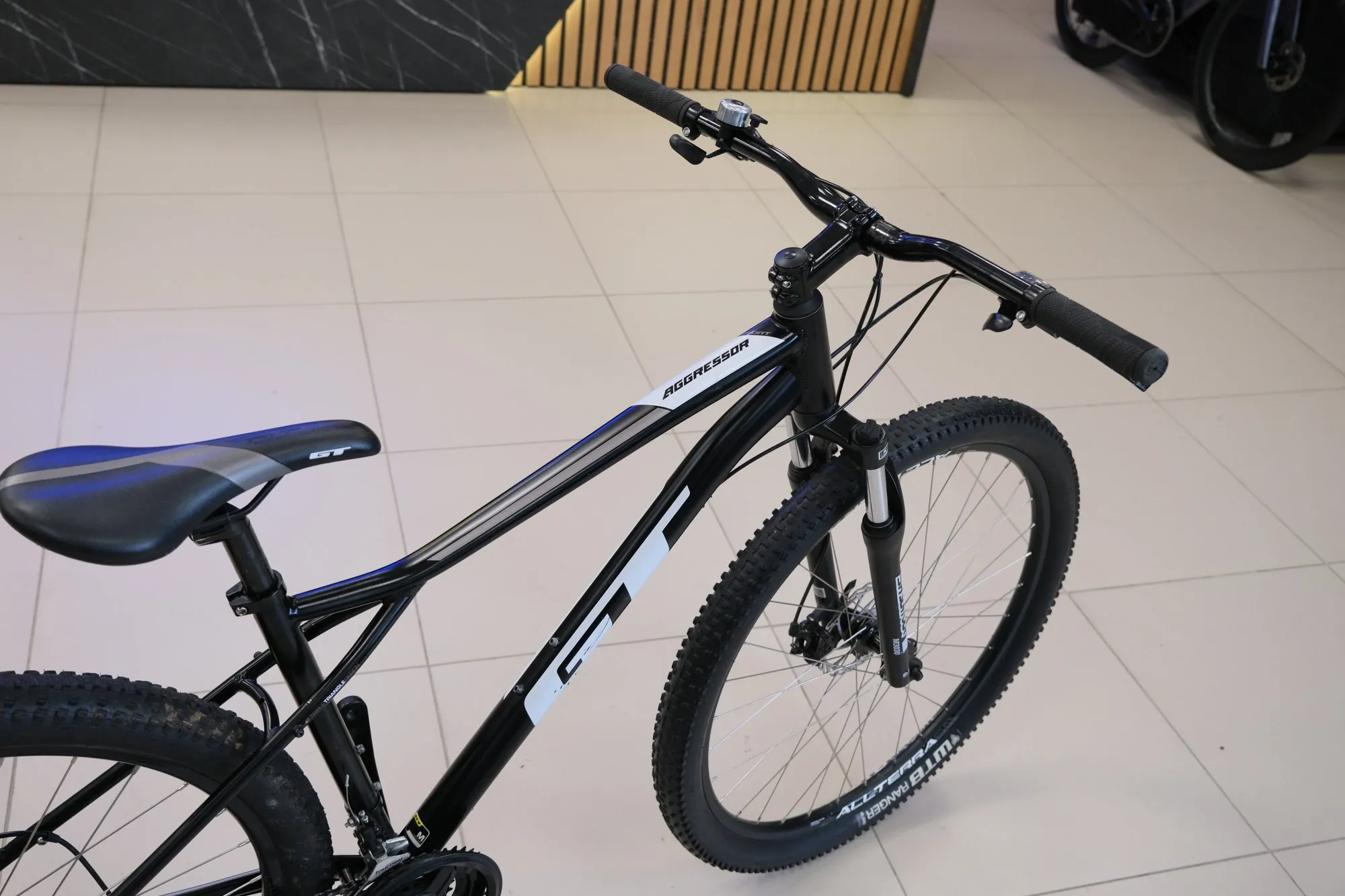 Горный велосипед GT Aggressor Sport (размер L, б/у)