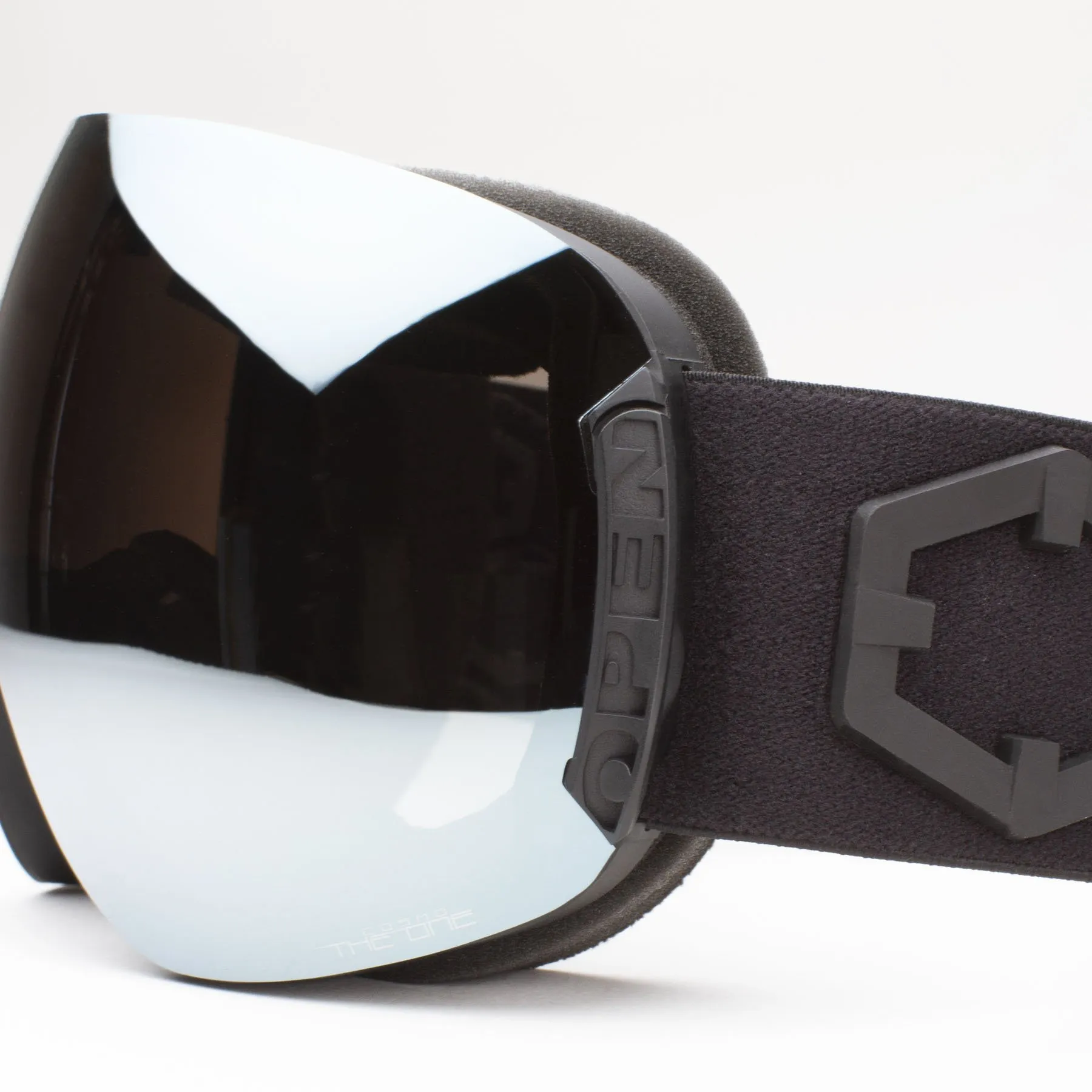 Маска OUT OF Open Black Silver Bonus Storm