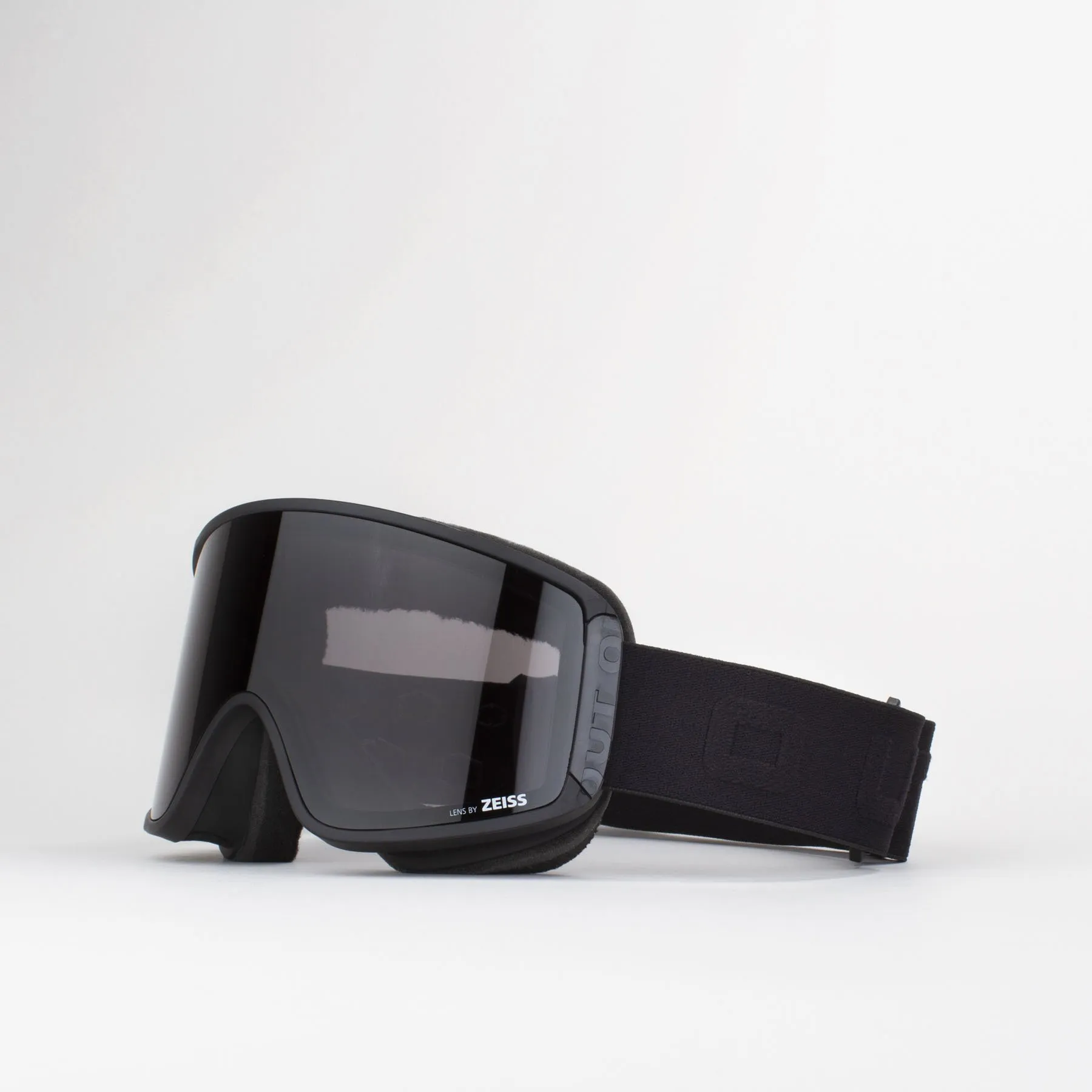 Маска OUT OF Shift Black Smoke Bonus Storm