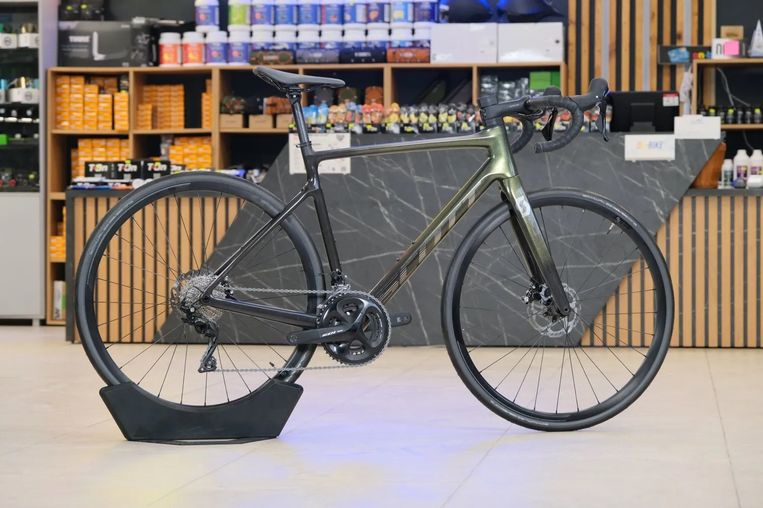 Шоссейный велосипед SCOTT ADDICT 30 (размер М, б/у)