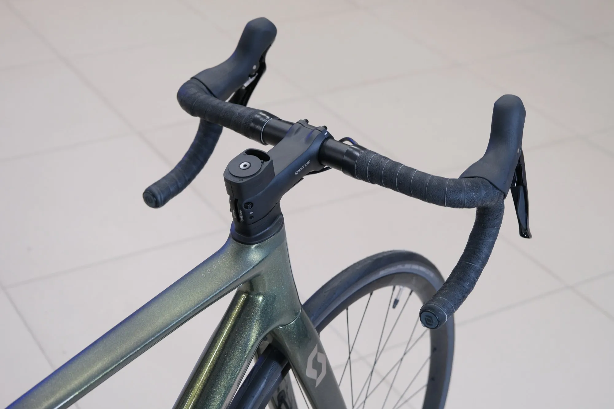 Шоссейный велосипед SCOTT ADDICT 30 (размер М, б/у)