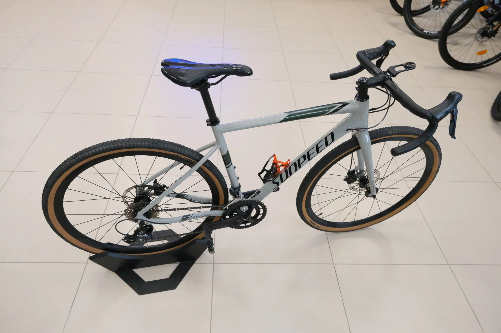 Шоссейный велосипед Specialized