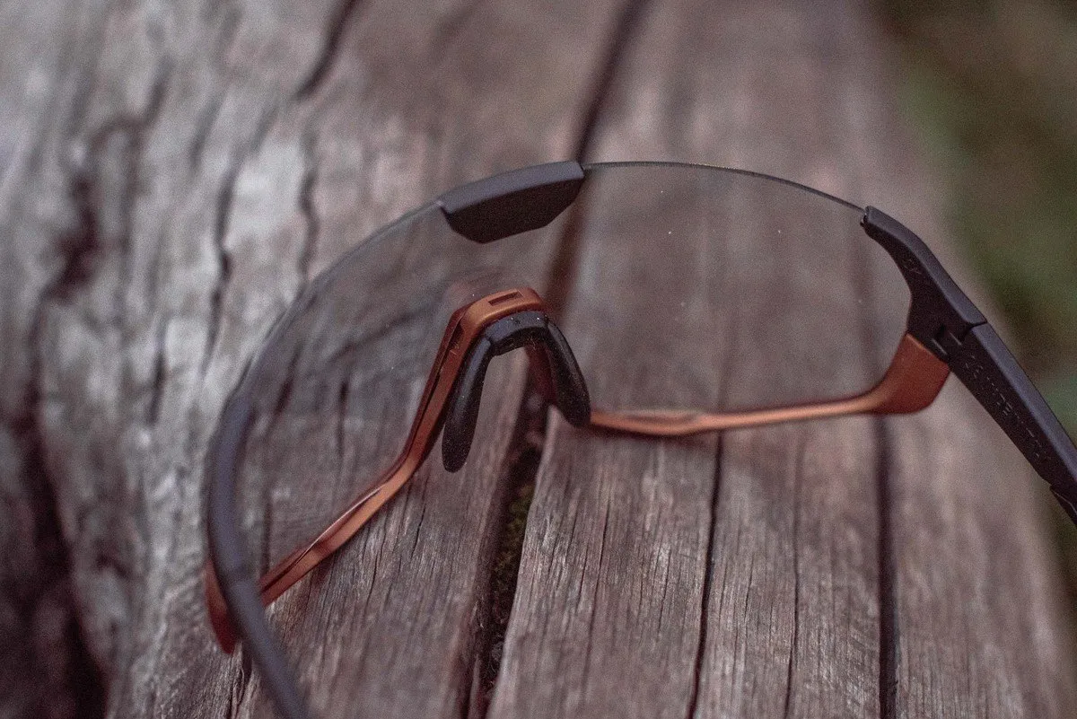 Очки Neon Canyon (Photochrom) Terra Black/Bronze