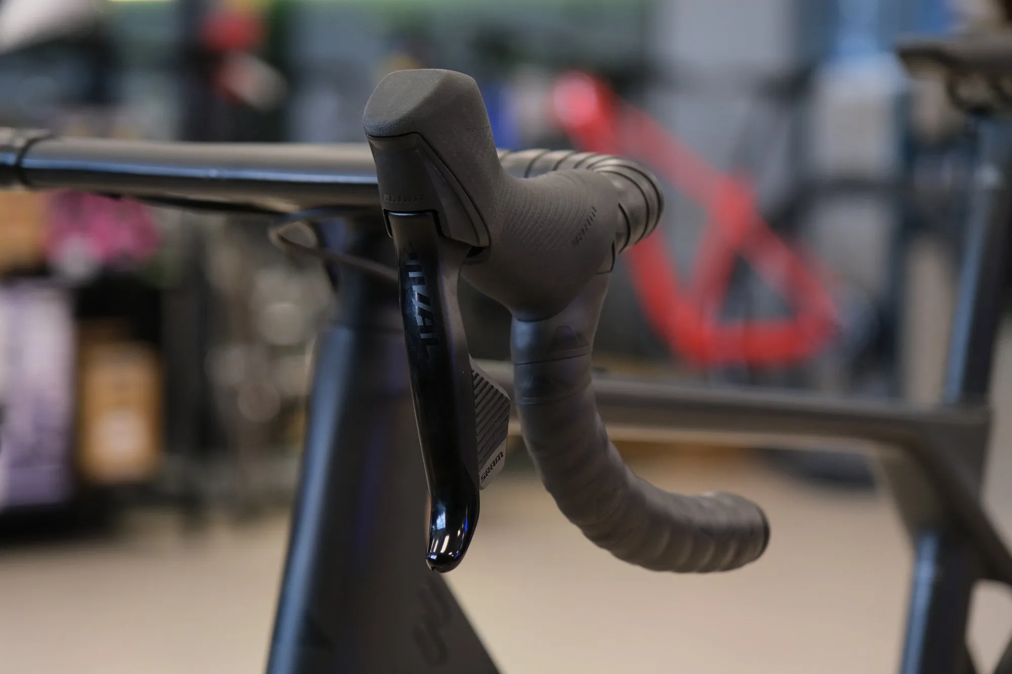Canyon Endurance CF - карбоновый эндуранс на беспроводной AXS