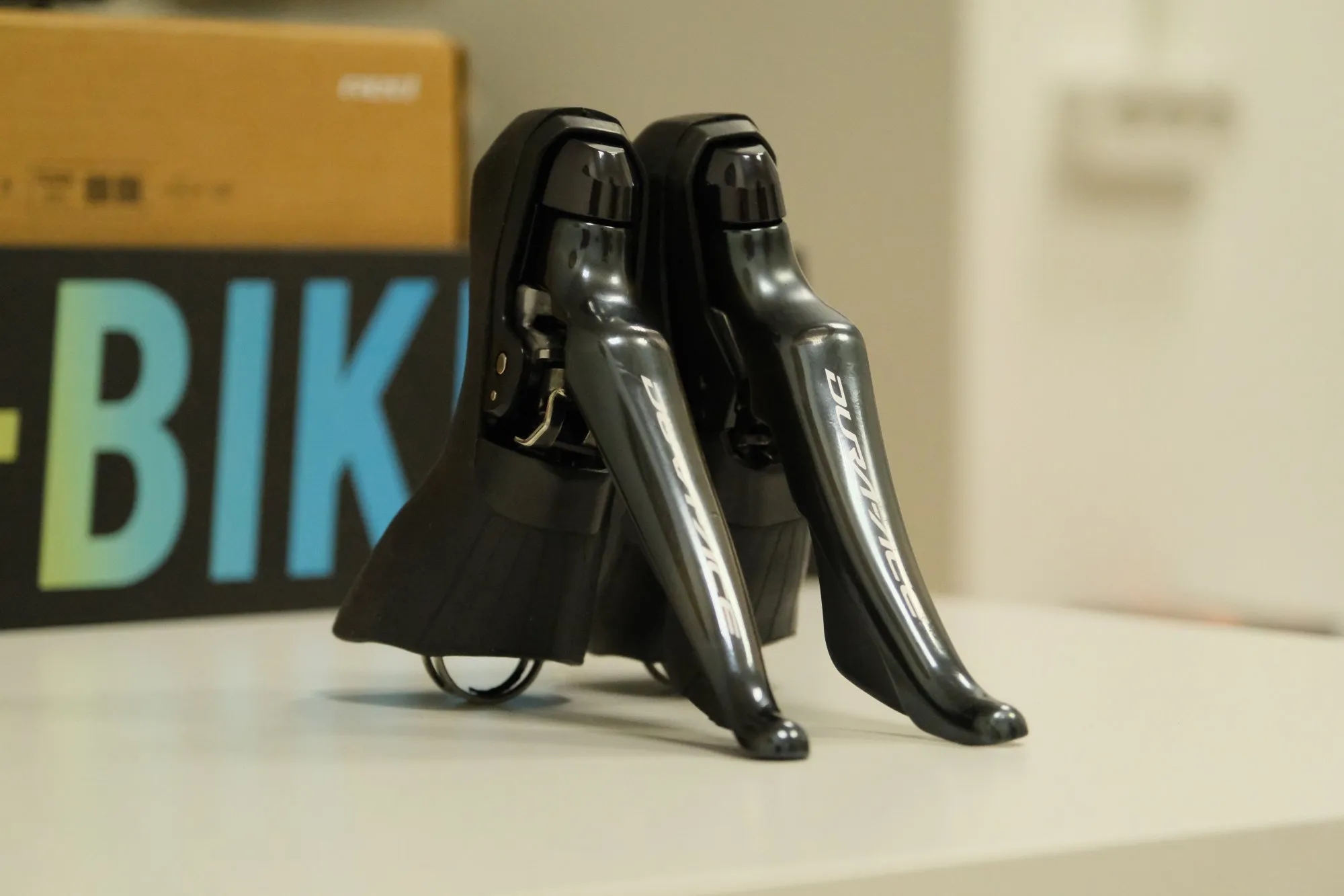 Shimano Dura-Ace ST-R9120 - гидравлические STI манетки
