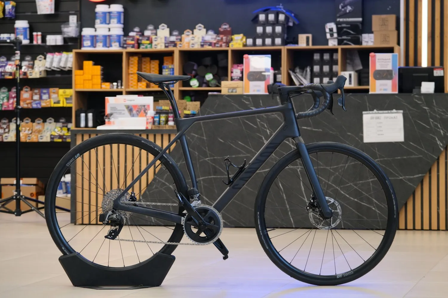 Canyon Endurance CF - карбоновый эндуранс на беспроводной AXS