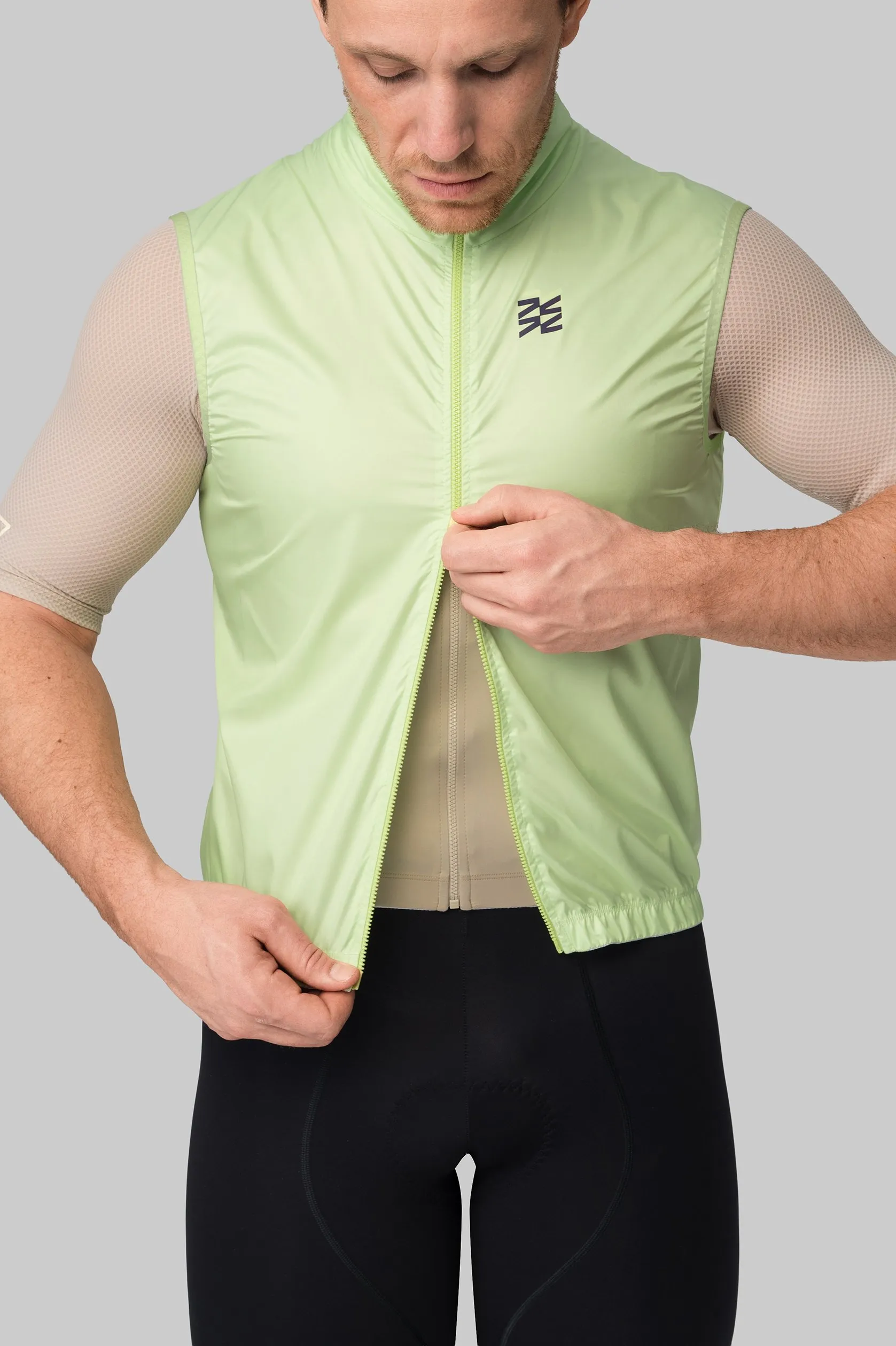 Жилетка ветрозащитная ЭВОЛВ (VTR EVOLVE) Лайм мужская