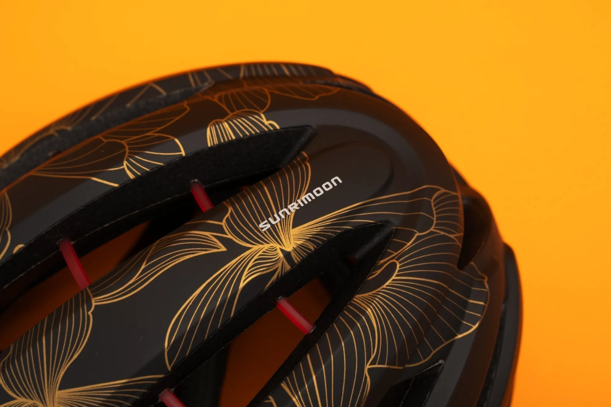 Шлем велосипедный SUNRIMOON ALIEN Extravagant Black