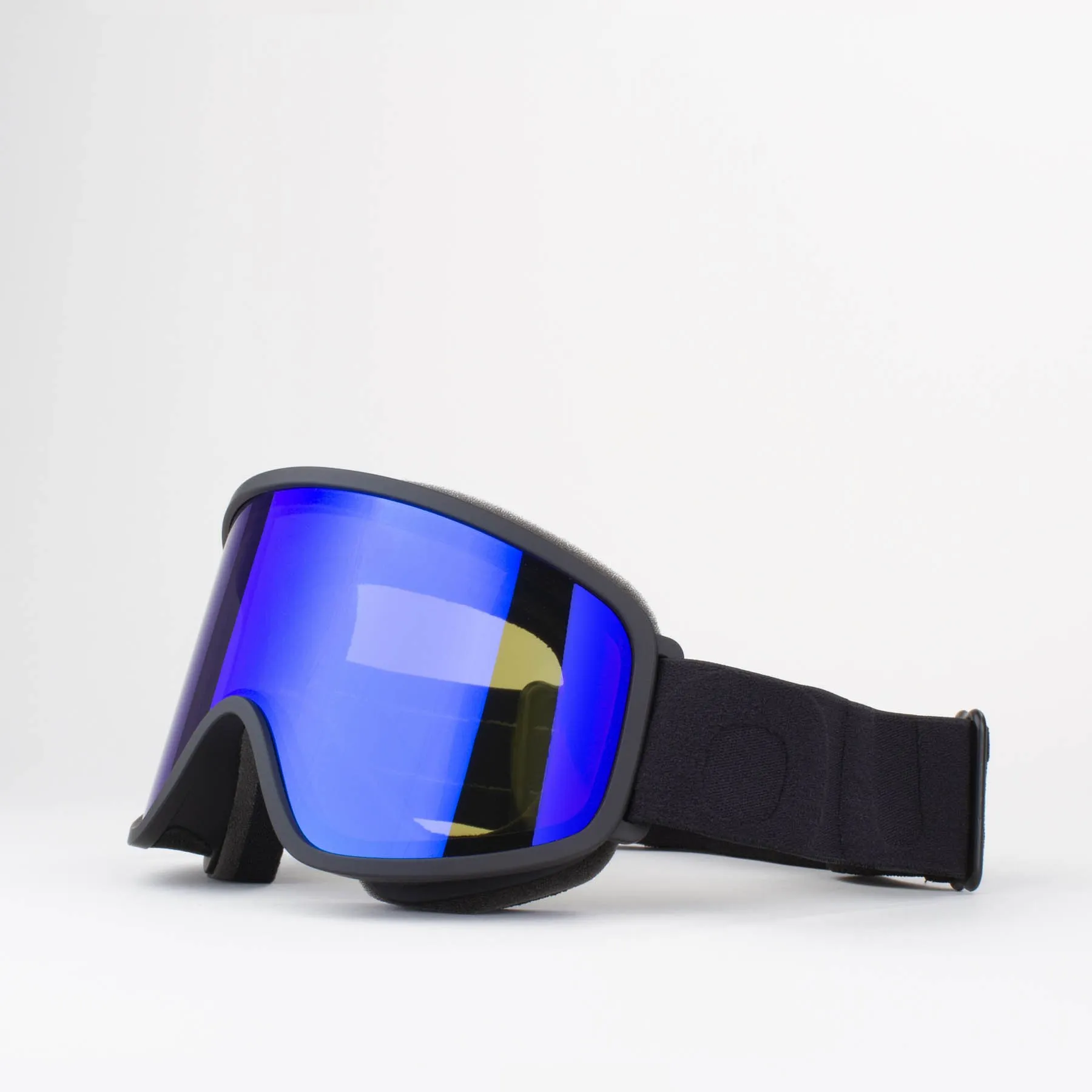 Маска OUT OF Flat Black Blue MCI