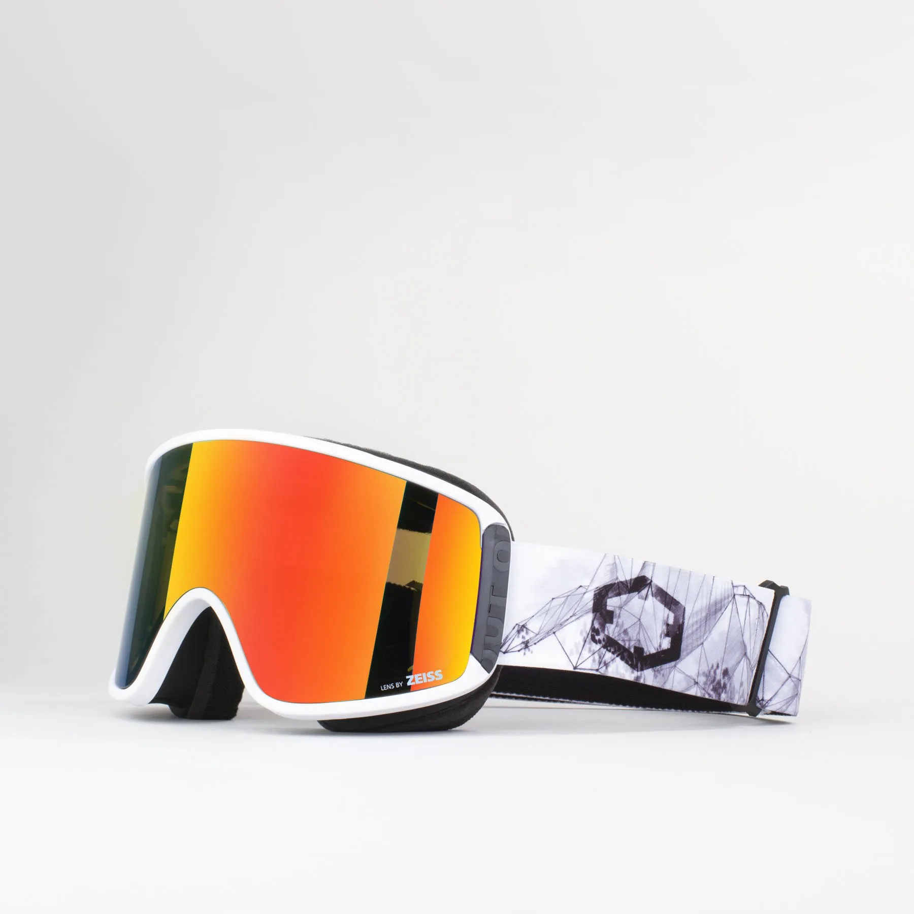 Маска OUT OF Shift Homespot Red MCI Bonus Storm