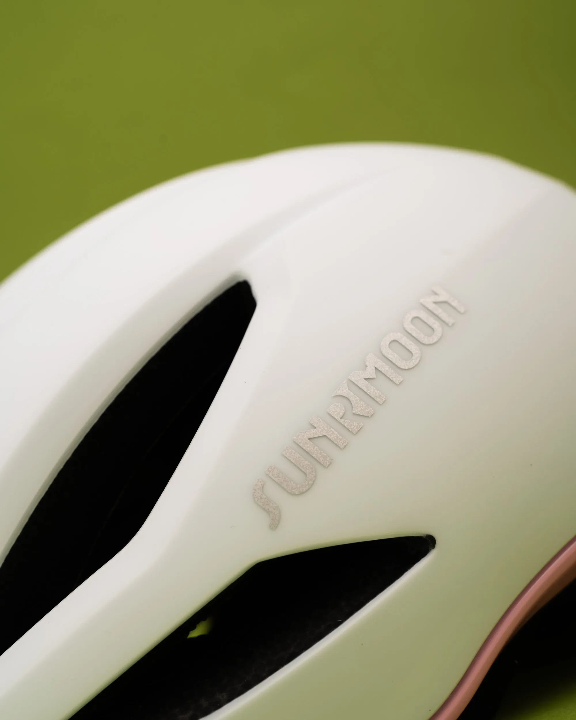 Шлем велосипедный SUNRIMOON FALCON Pink and White