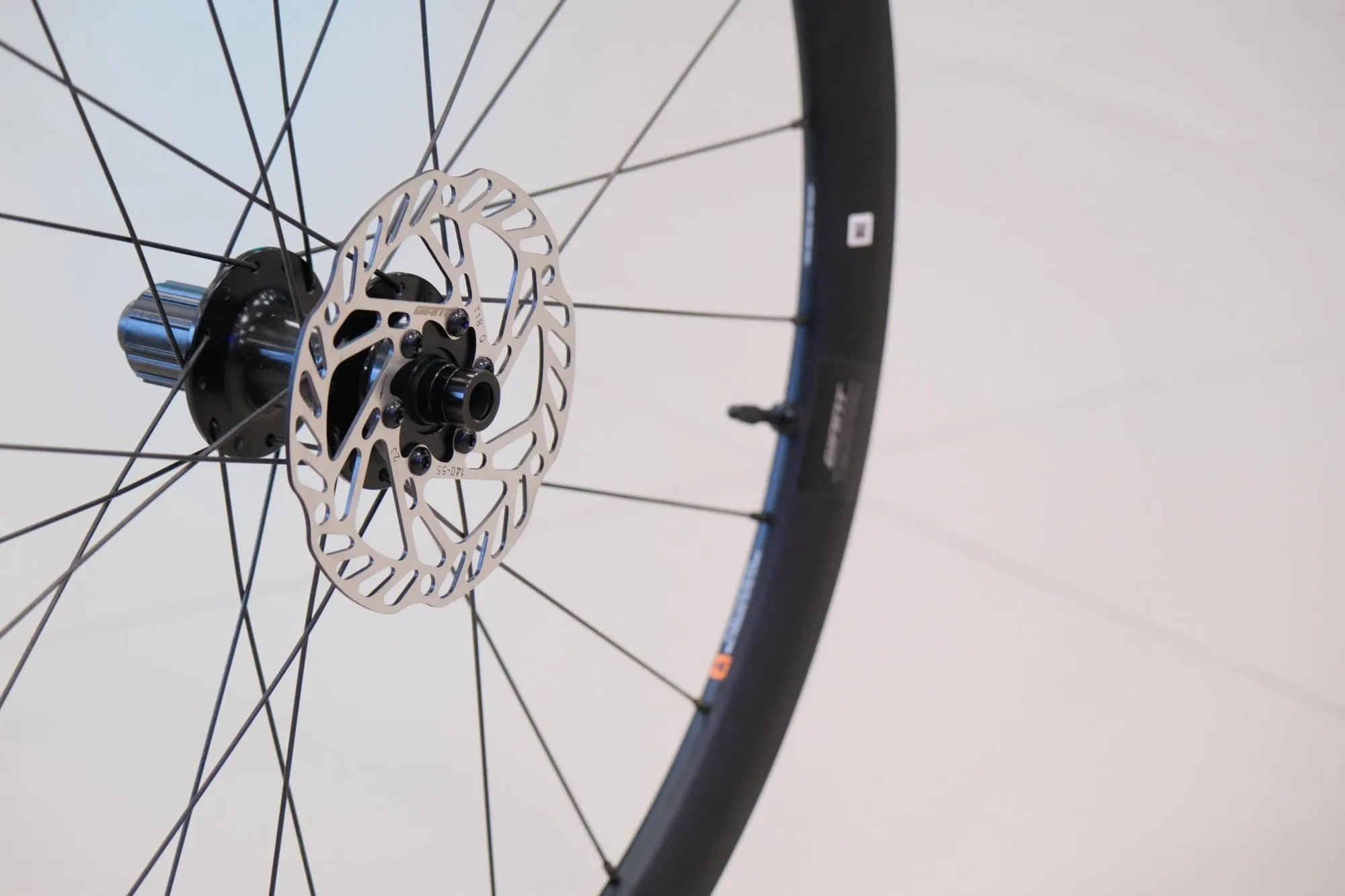 Колёса Giant P-A2 Disc (пара)