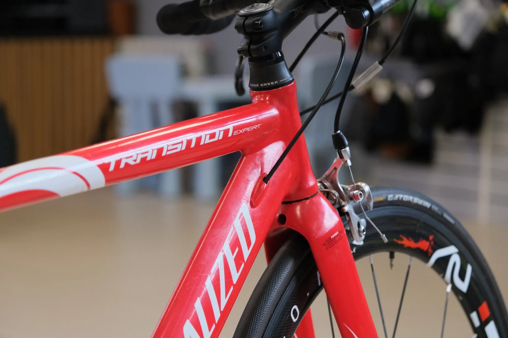 Шоссейный велосипед Specialized Transition Expert, 2 пары колёс