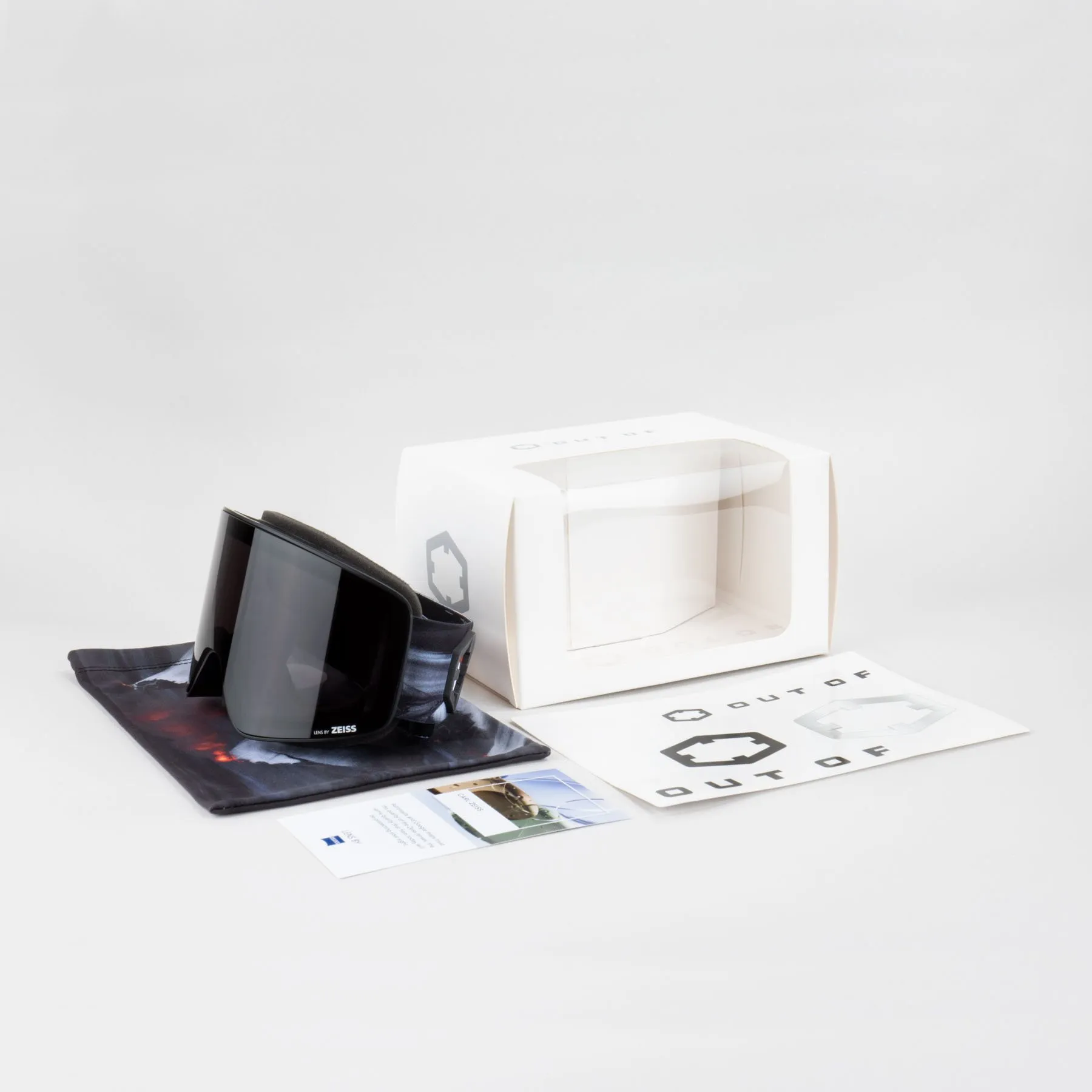 Маска OUT OF Void Astronaut Smoke