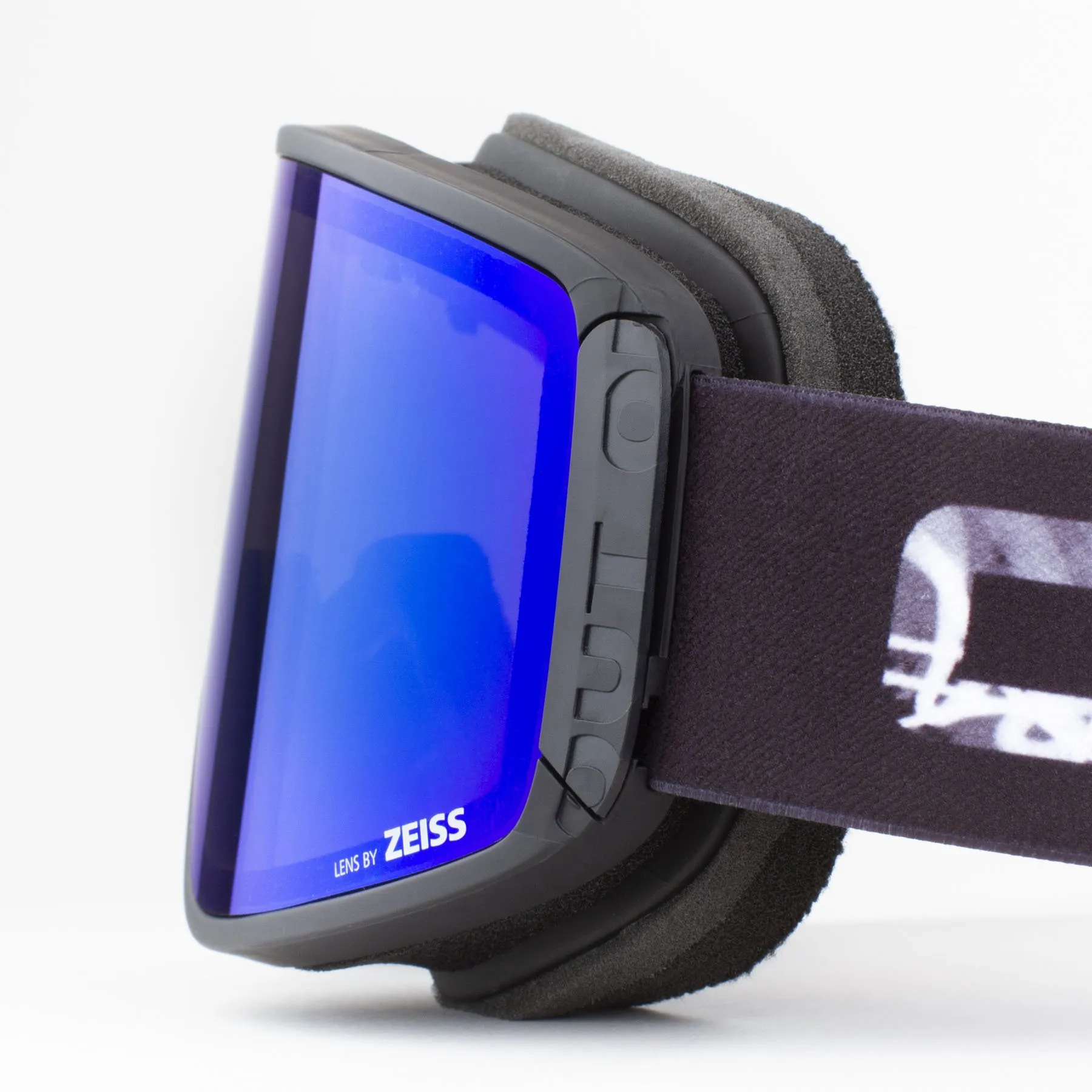 Маска OUT OF Shift Sketch Blue MCI Bonus: Persimmon