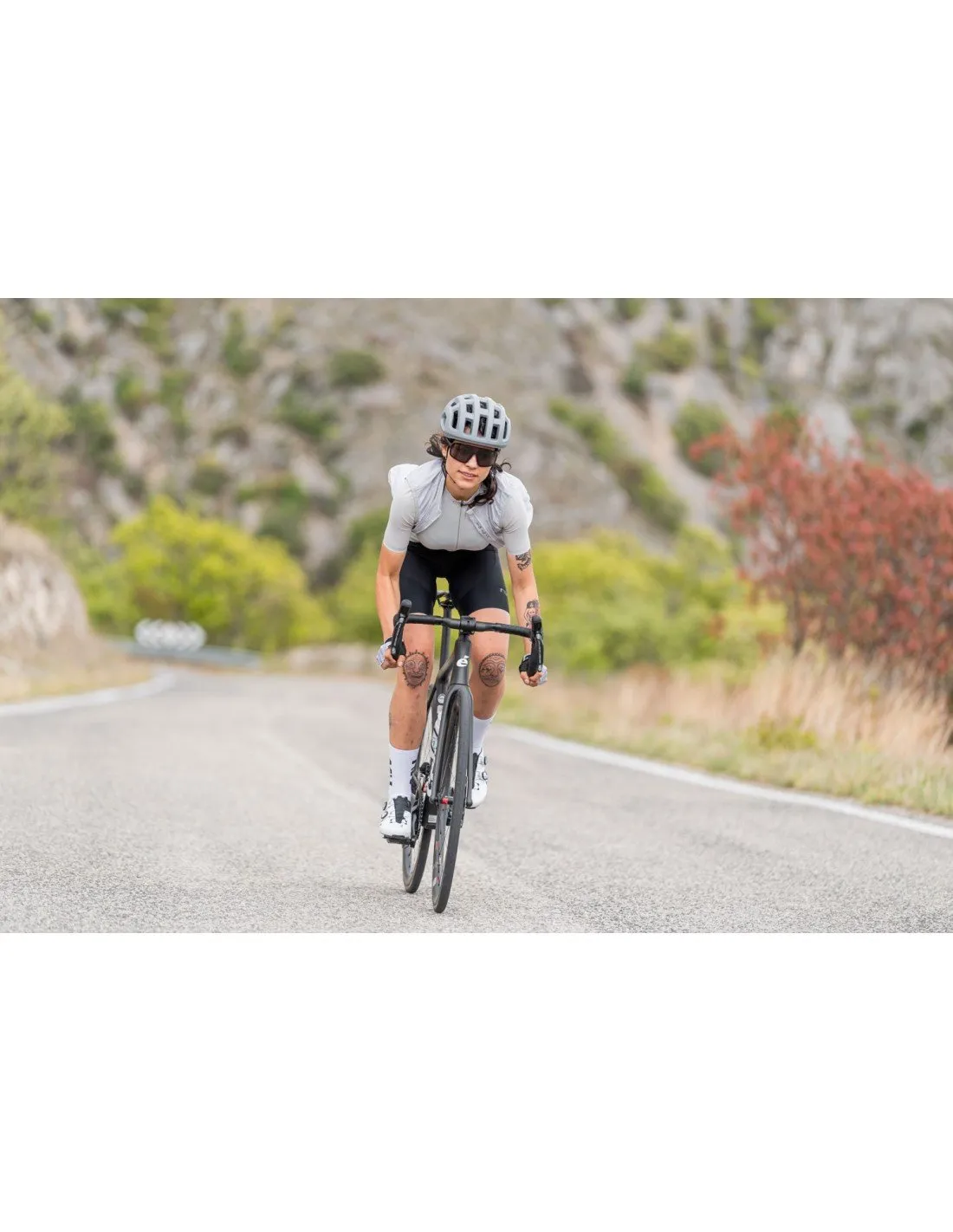 Велосипедные шорты NorthWave FAST WOMAN BIBSHORT Black