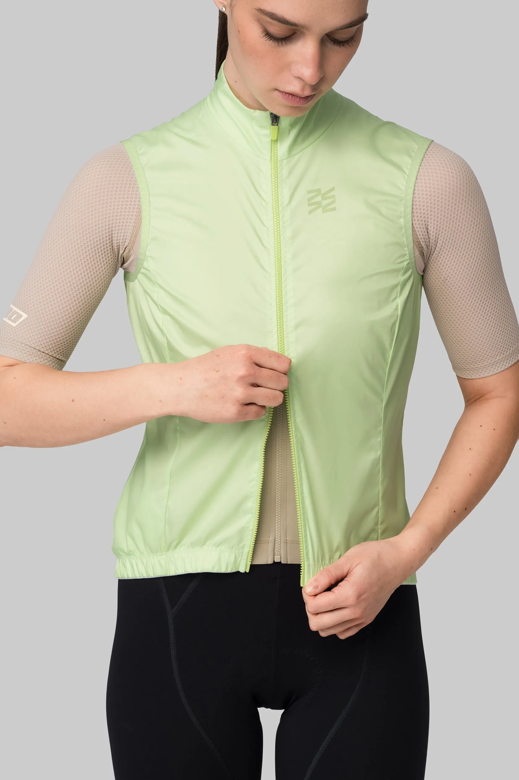 Жилетка ветрозащитная ЭВОЛВ (VTR EVOLVE) Лайм женская