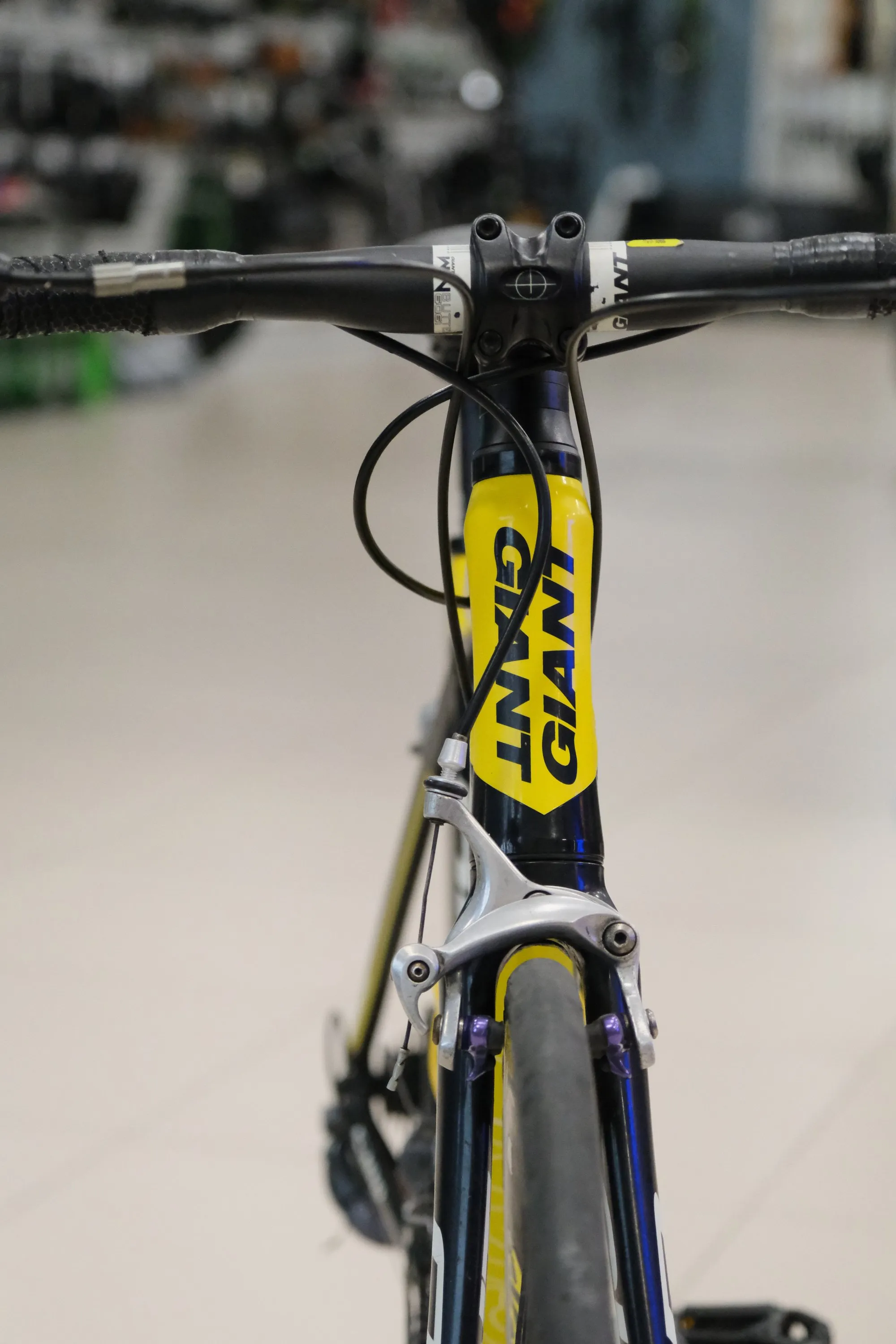 Шоссейный велосипед GIANT OCR
