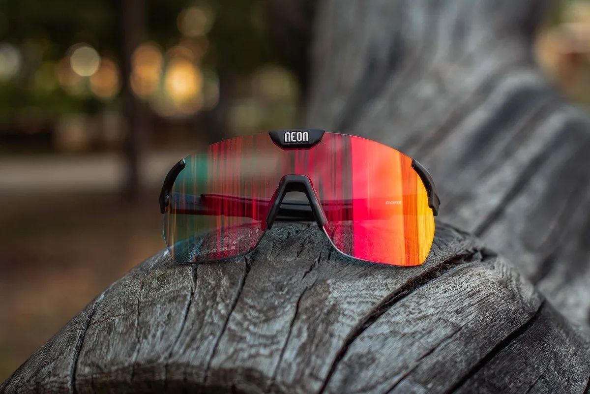 Очки Neon Core (Photochrom) Black/Red