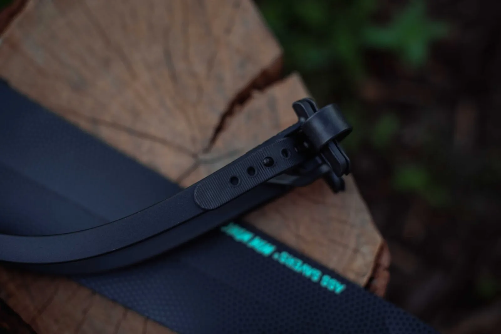 Крылья Ass Savers Win Wing Road 2 Black Dots