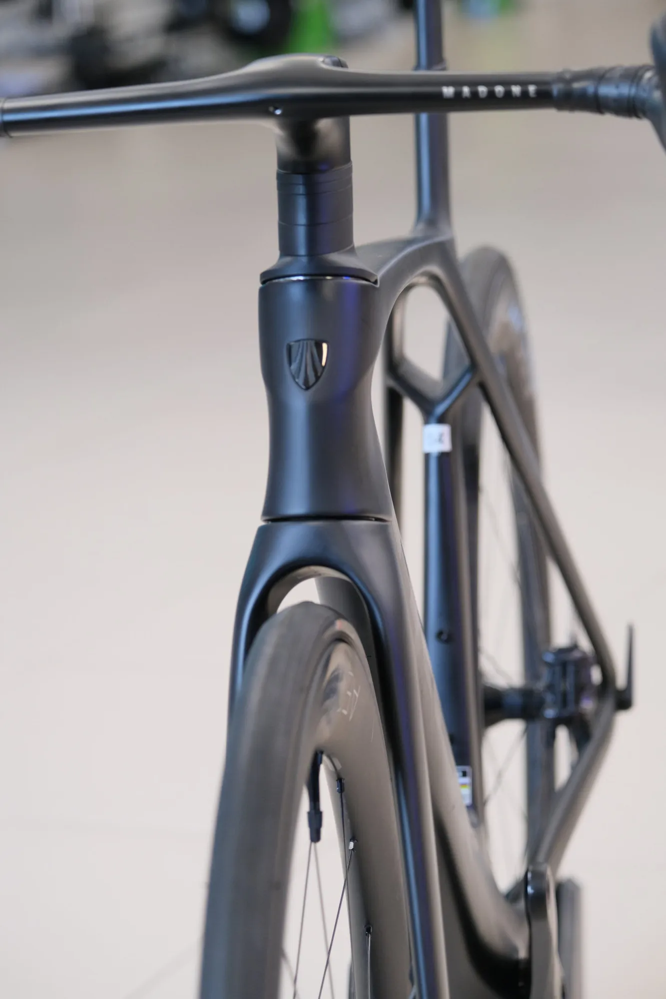 Шоссейный велосипед Trek Madone SLR