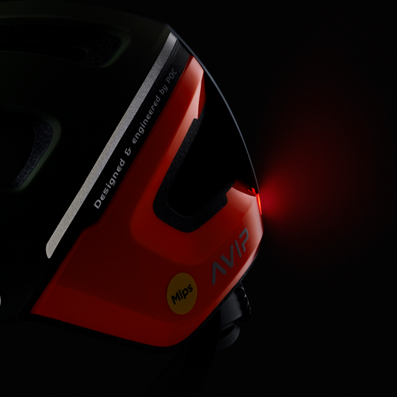 Шлем Omne Beacon MIPS Apatite Navy Matt