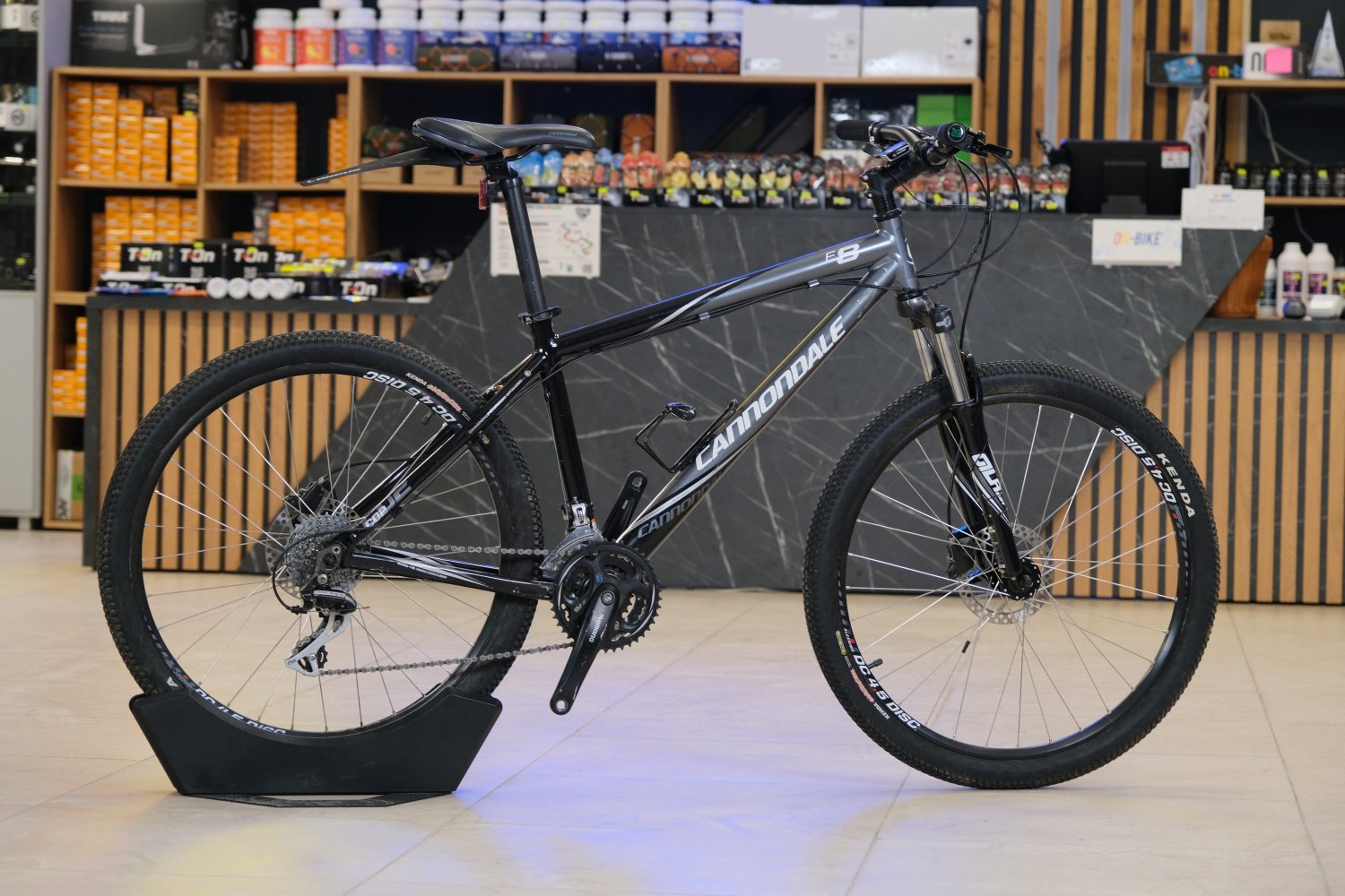 Горный велосипед Cannondale F8