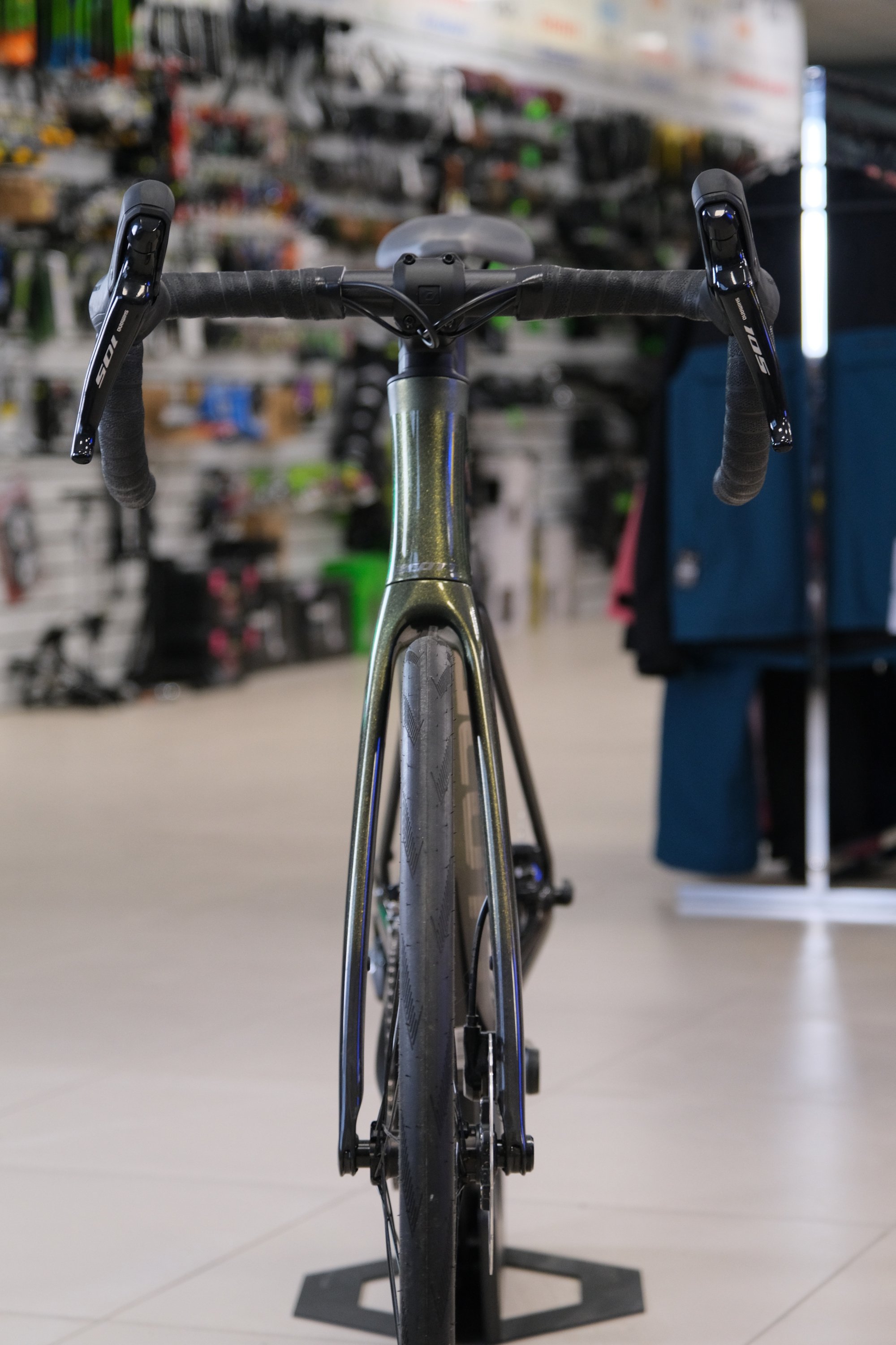 Шоссейный велосипед SCOTT ADDICT 30 (размер М, б/у)