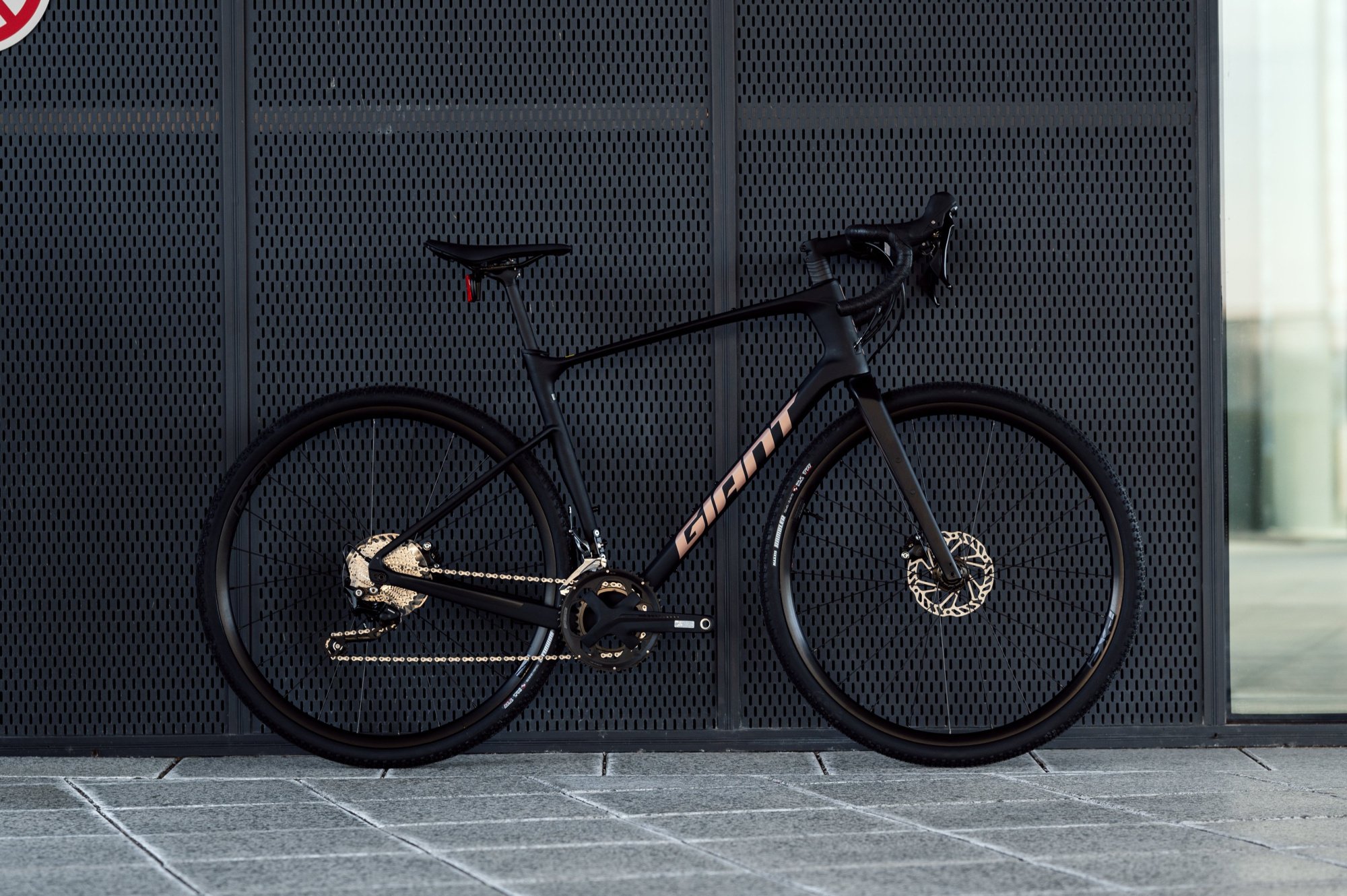 Велосипед Giant REVOLT ADVANCED 3