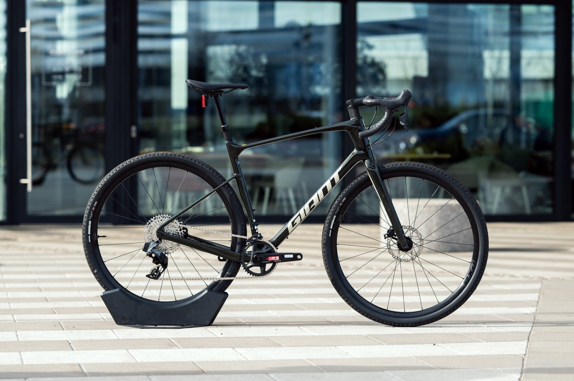 Велосипед Giant REVOLT ADVANCED 1