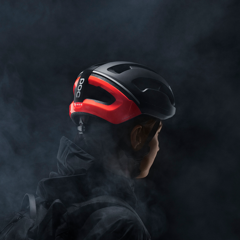 Шлем Omne Beacon MIPS Apatite Navy Matt