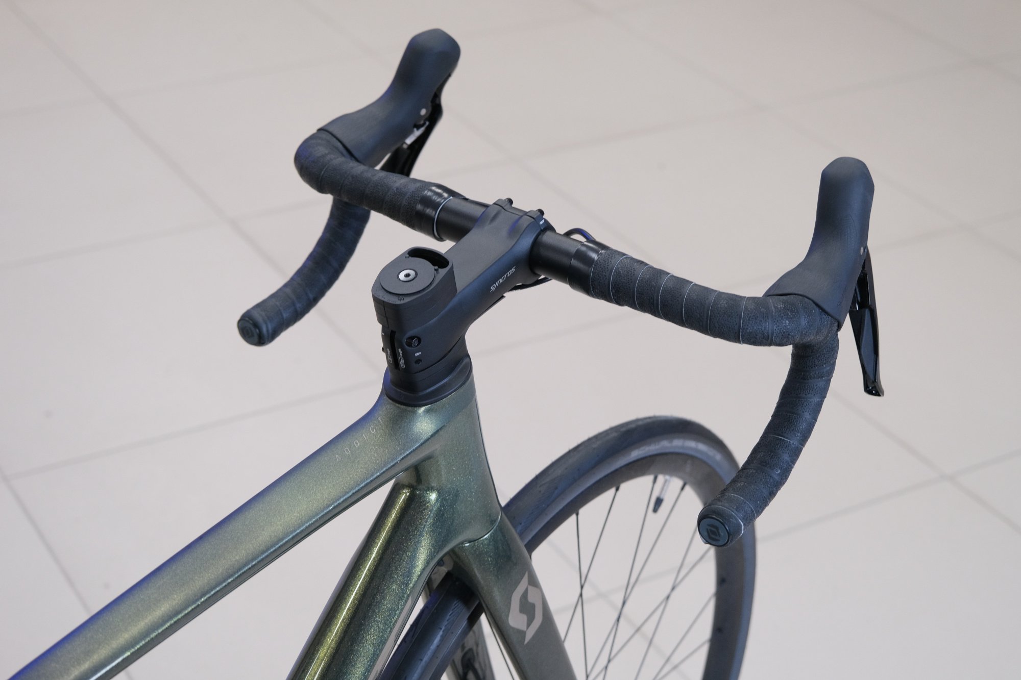 Шоссейный велосипед SCOTT ADDICT 30 (размер М, б/у)