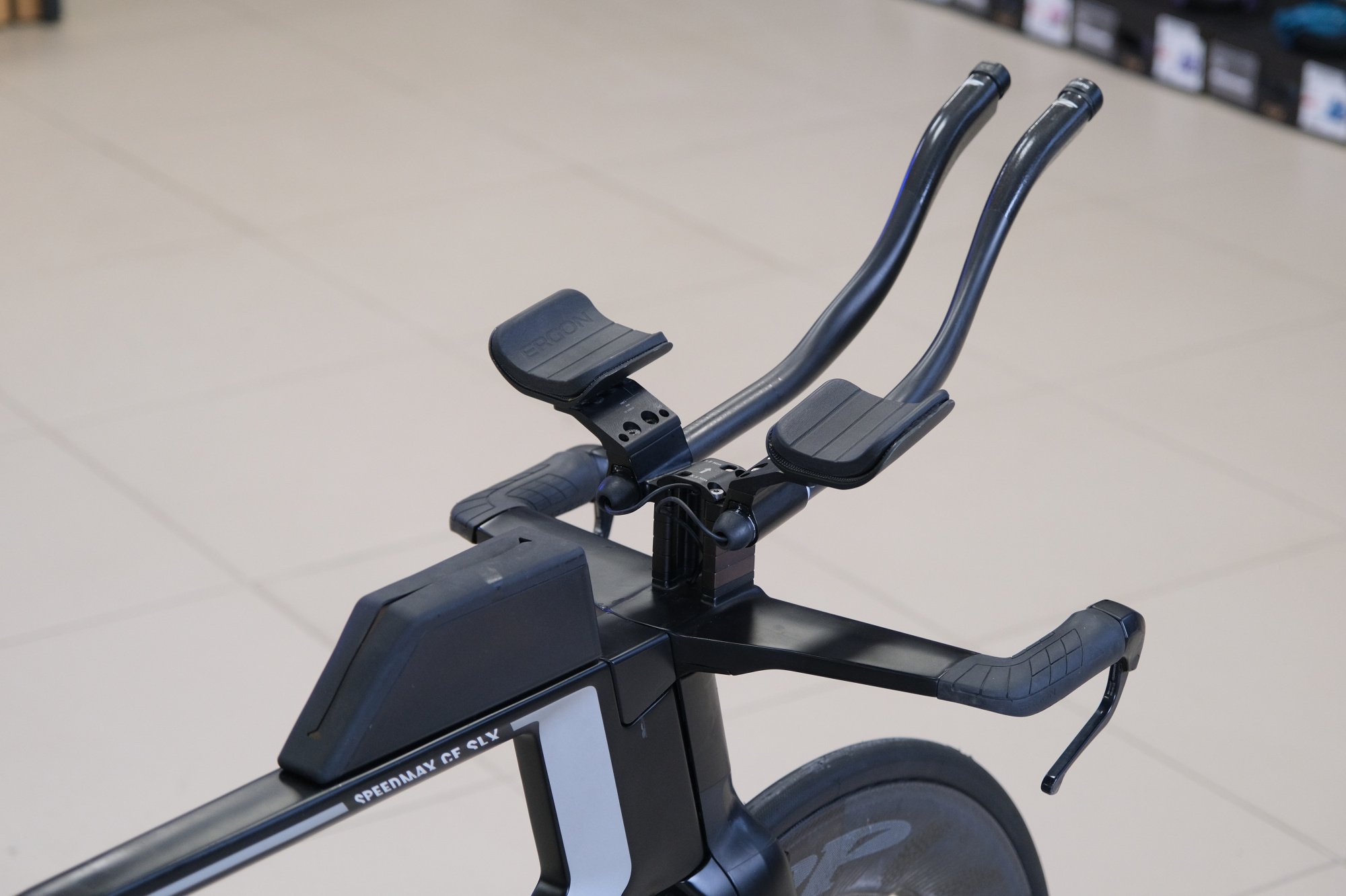 Разделочный велосипед Canyon Speedmax CF SLX 9.0 LTD