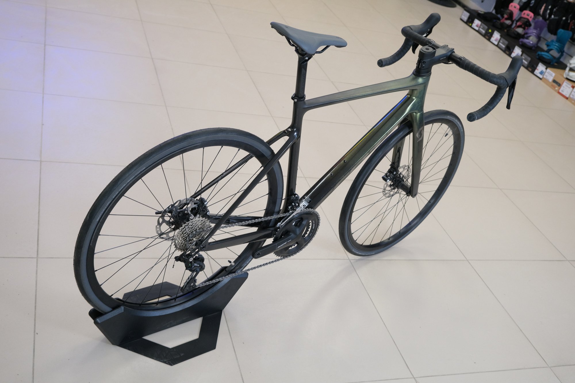 Шоссейный велосипед SCOTT ADDICT 30 (размер М, б/у)