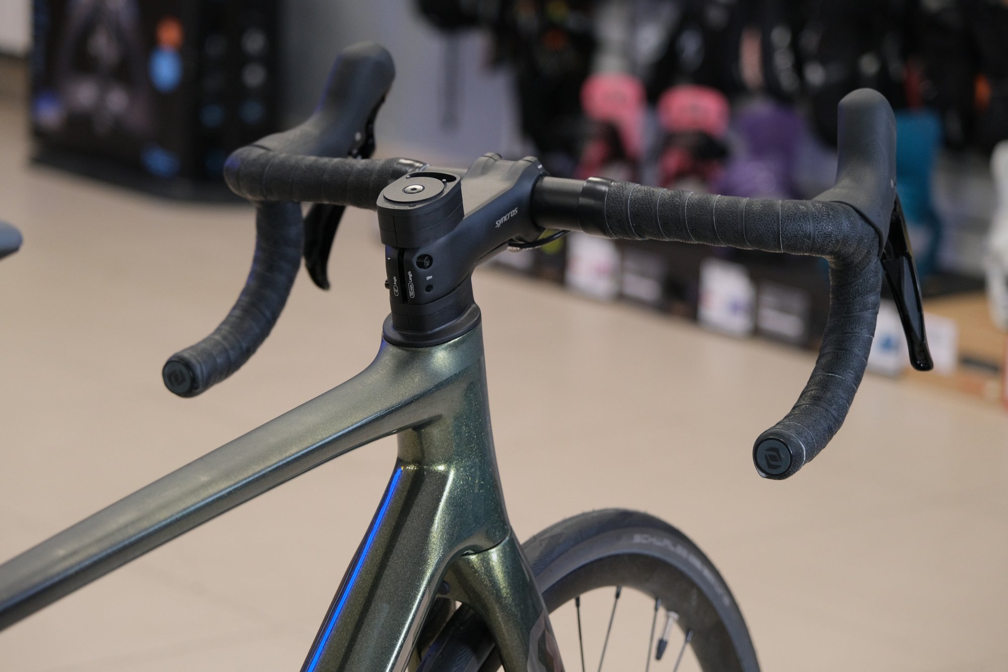 Шоссейный велосипед SCOTT ADDICT 30 (размер М, б/у)