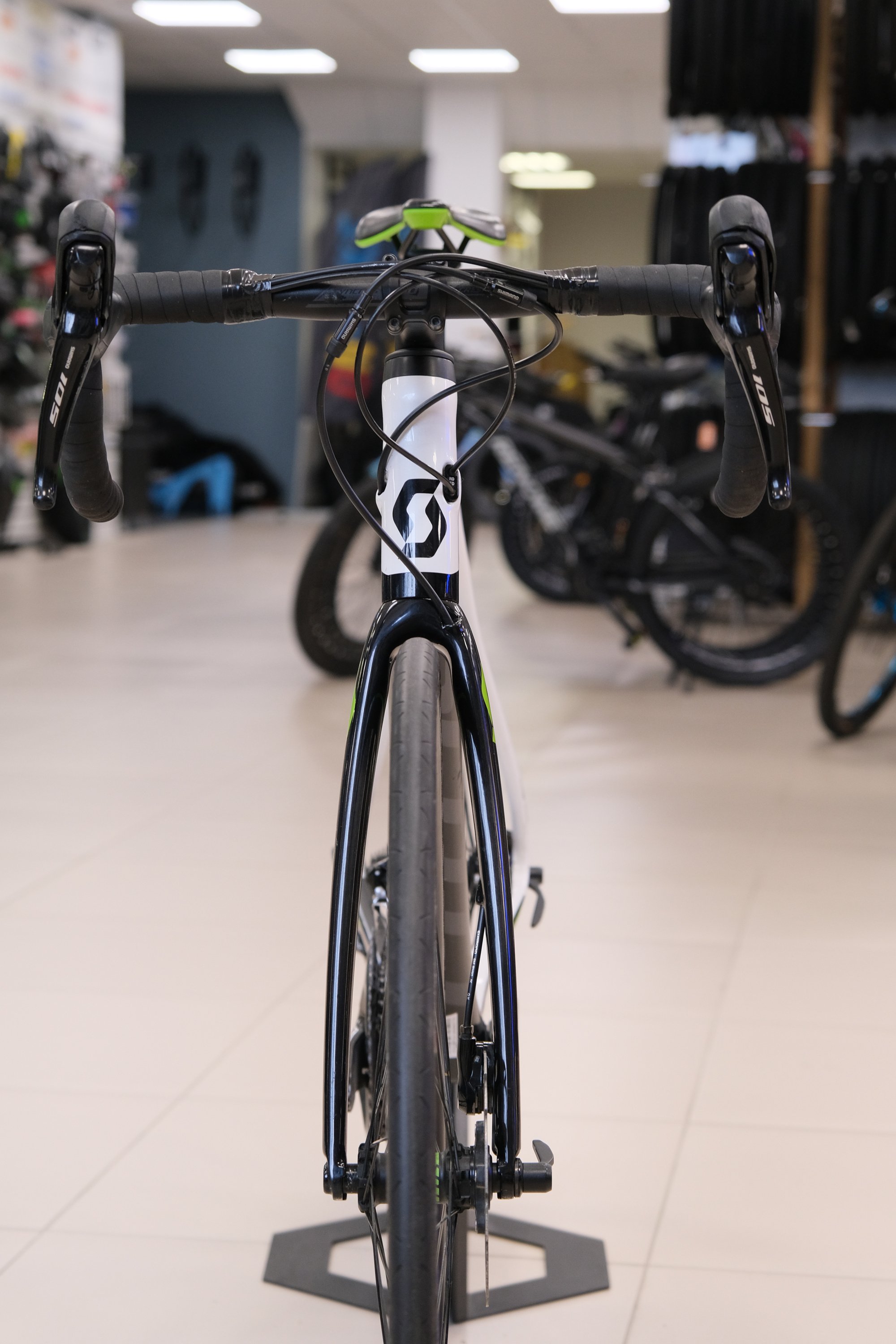 Шоссейный велосипед SCOTT ADDICT 25 (размер L, б/у)