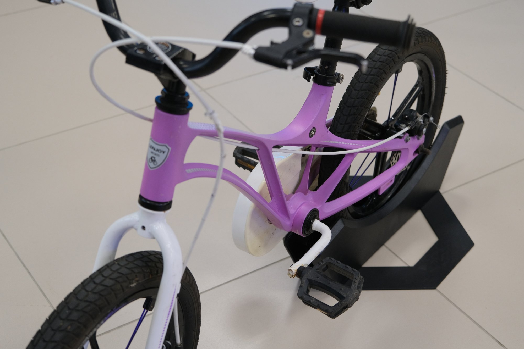 Велосипед детский LENJOY PILOT 16 (б/у)